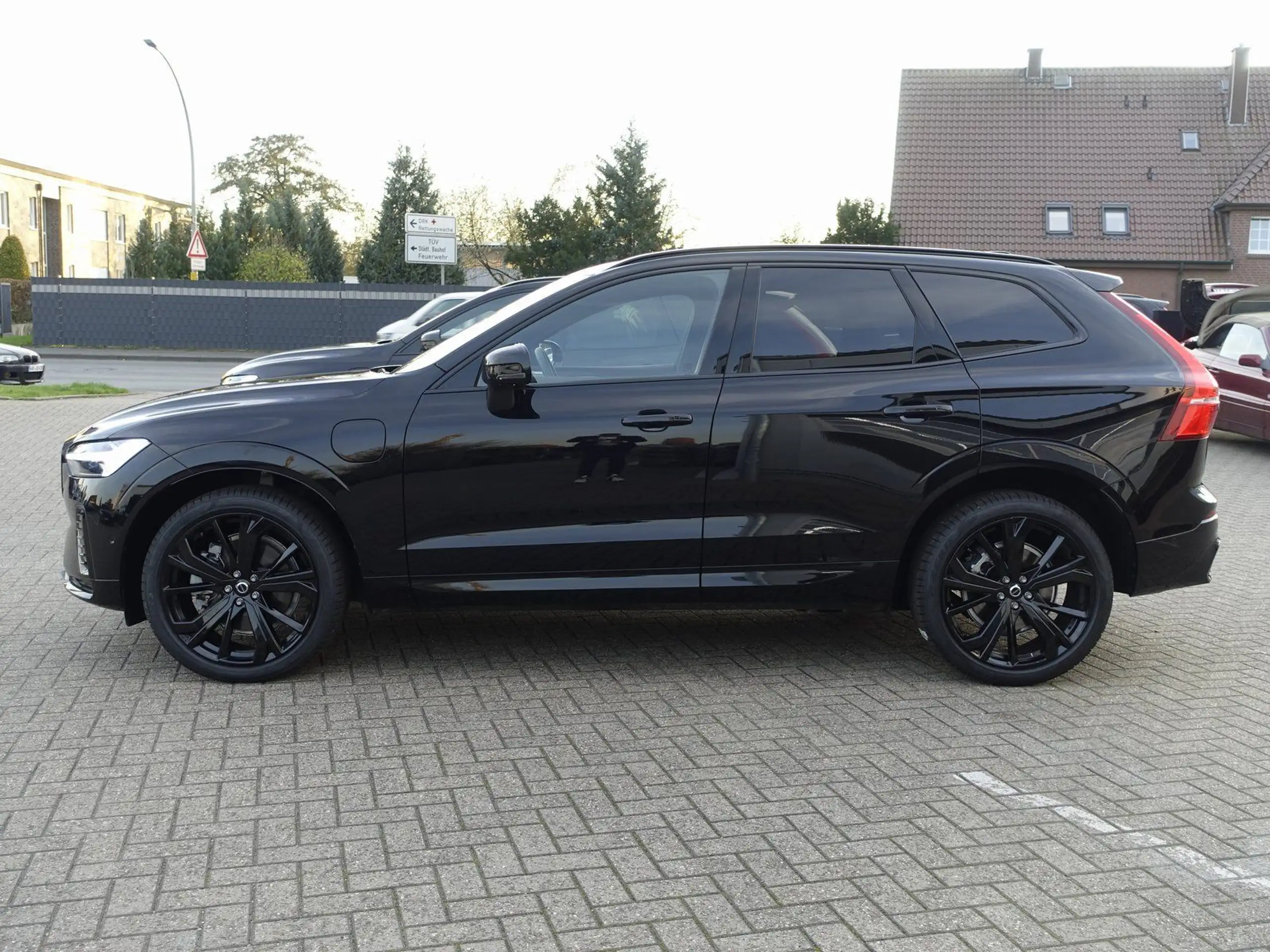 Volvo - XC60