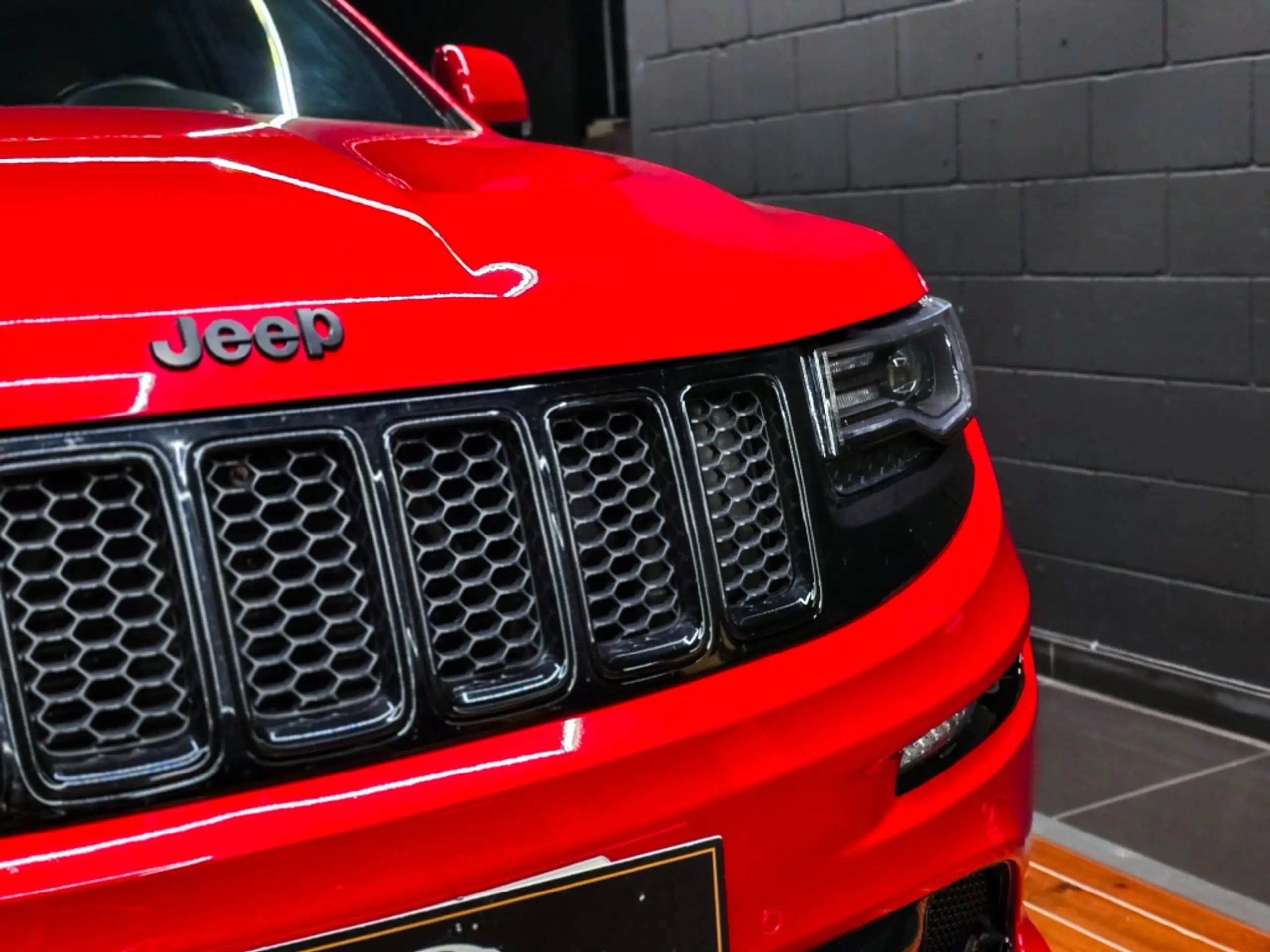 Jeep - Grand Cherokee