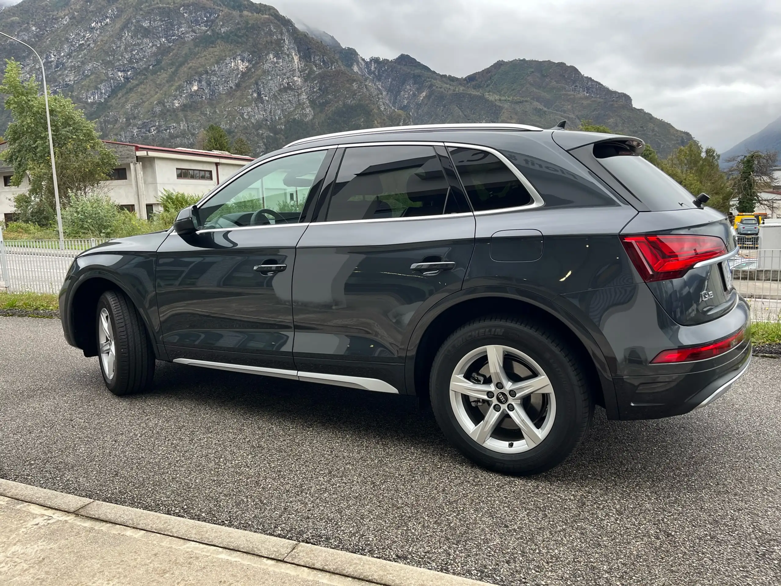 Audi - Q5