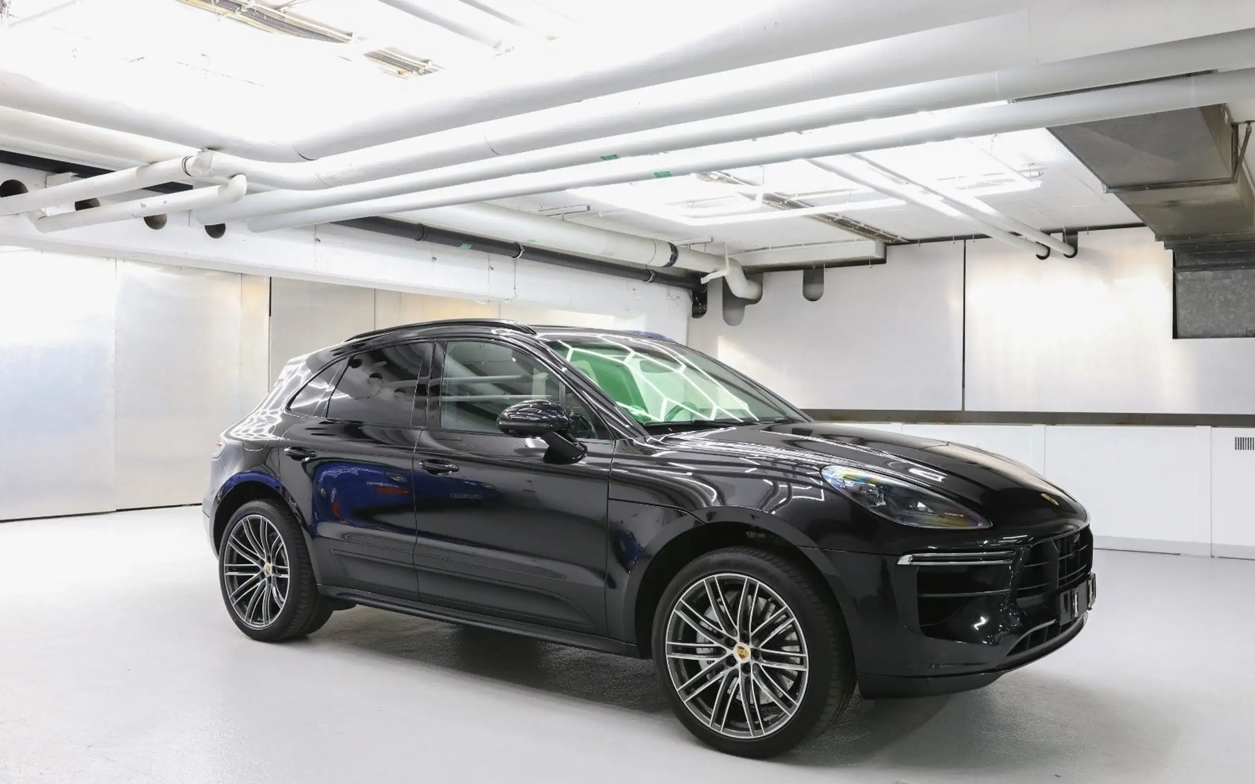 Porsche - Macan