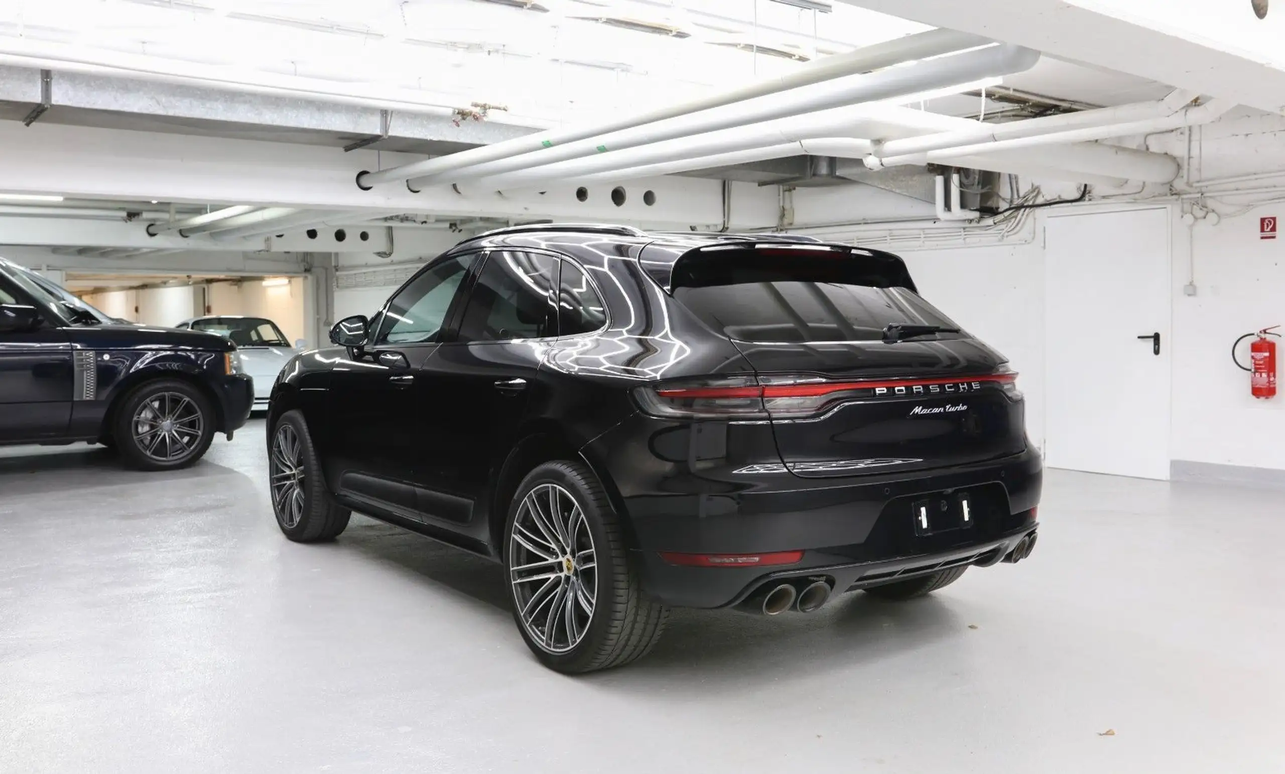 Porsche - Macan