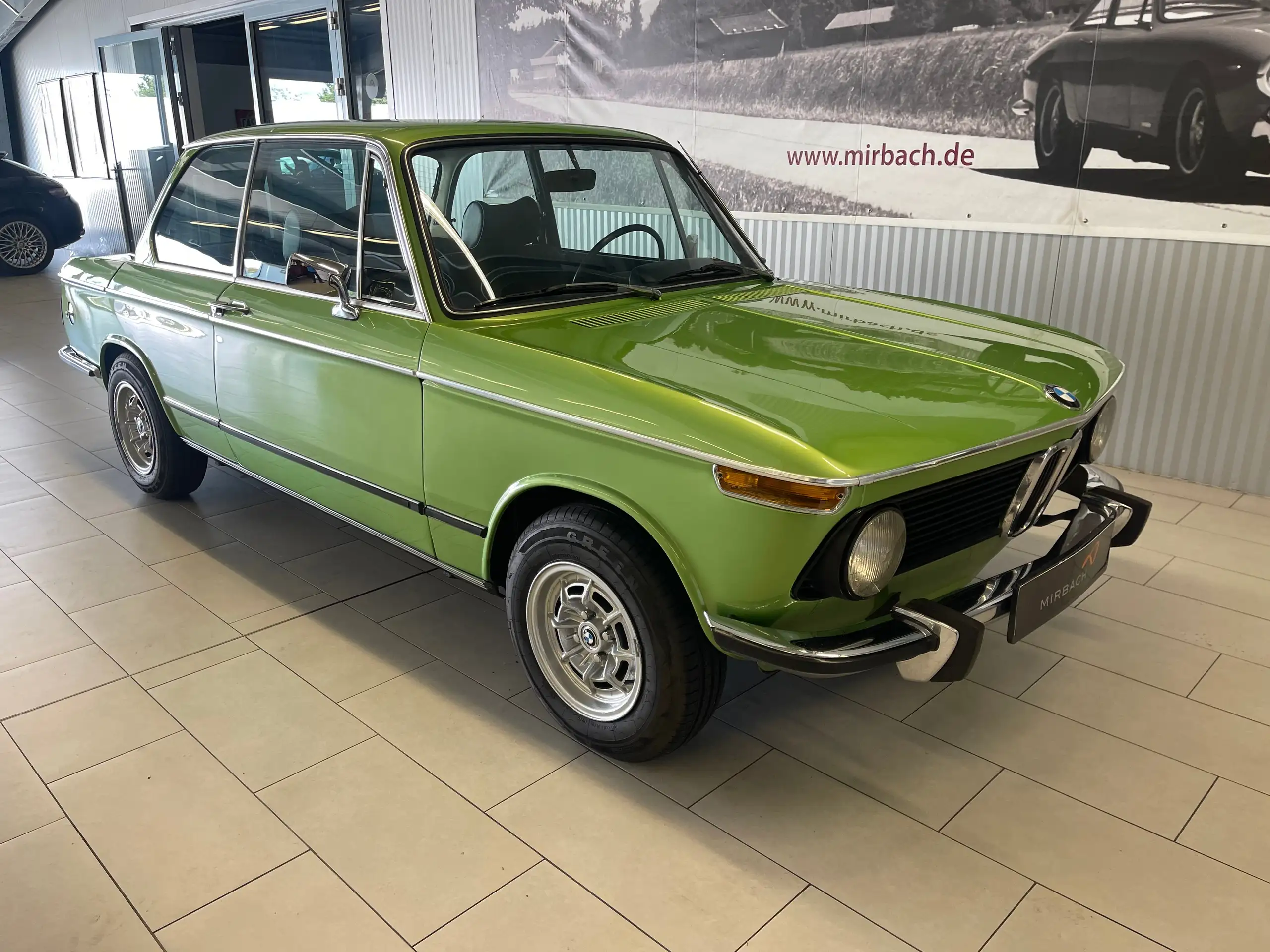 BMW - 2002