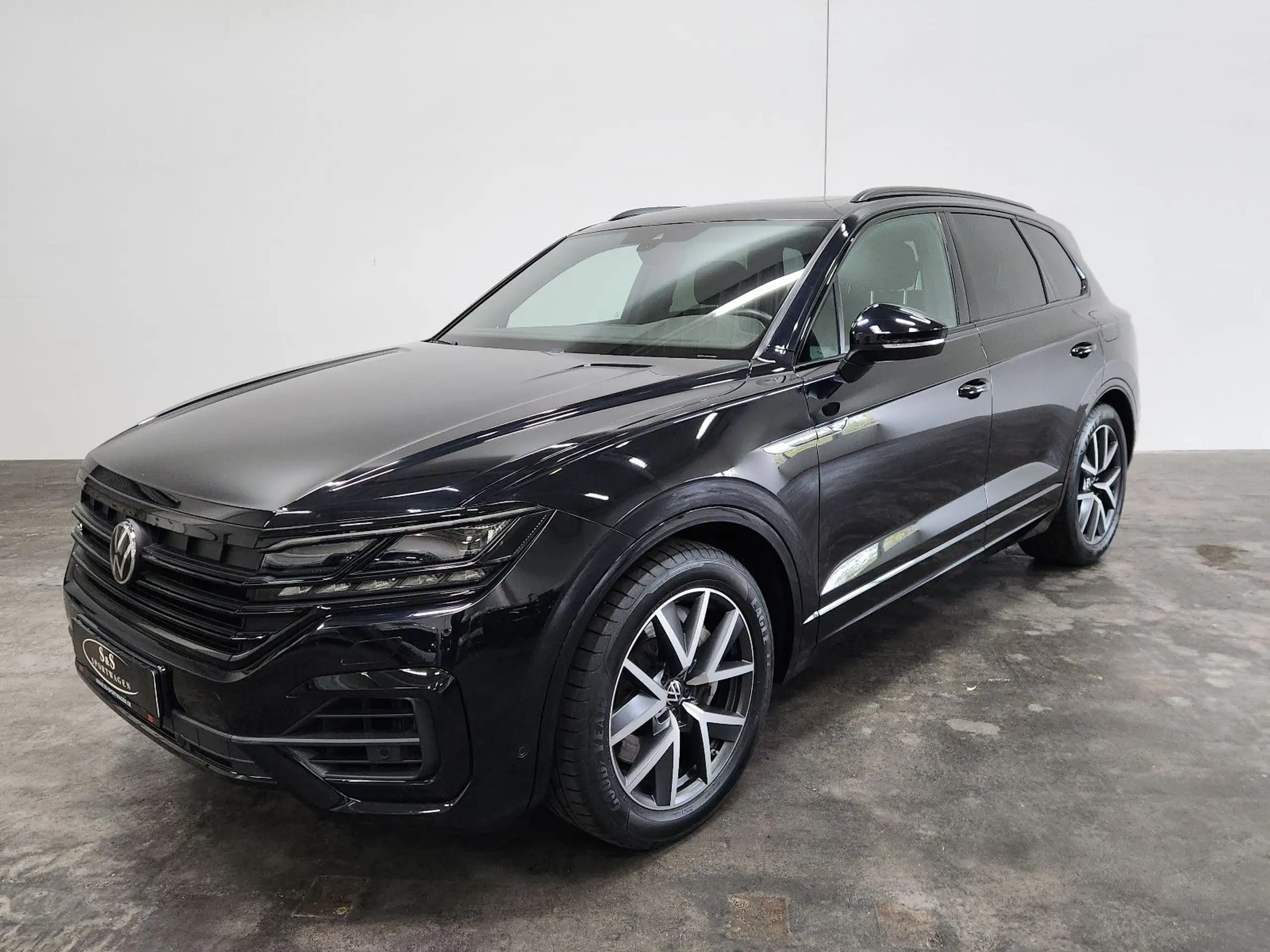 Volkswagen - Touareg