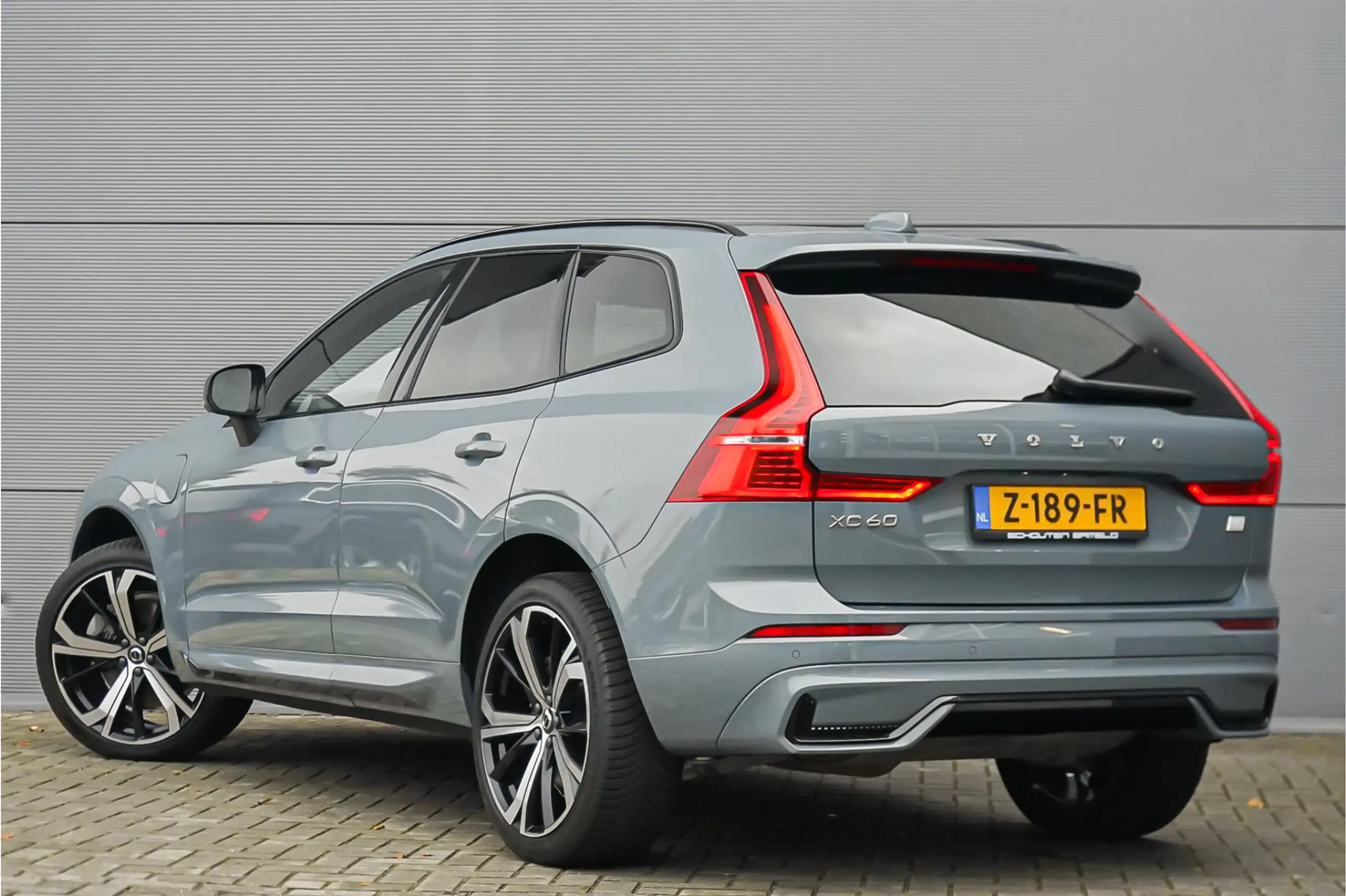 Volvo - XC60