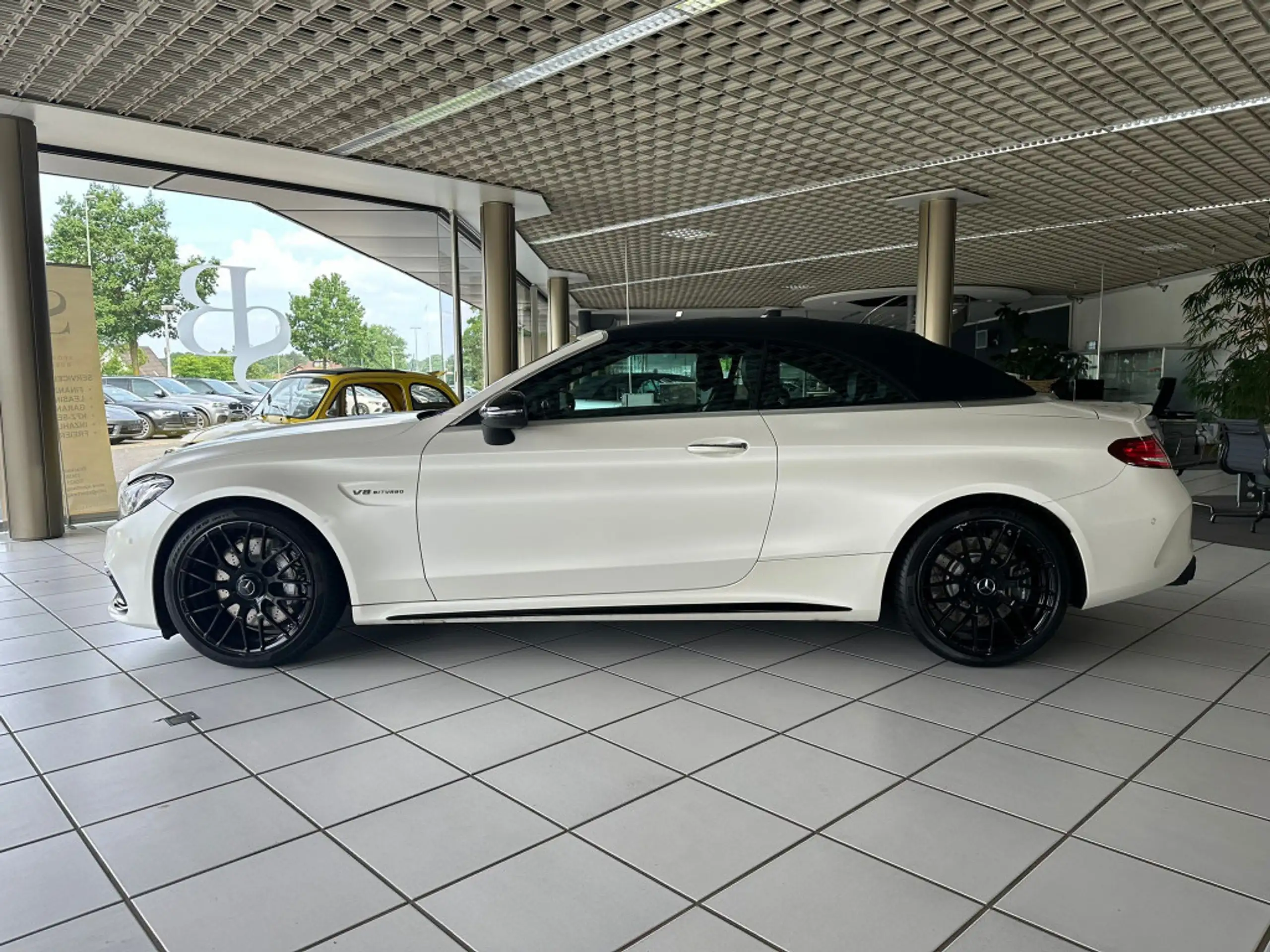 Mercedes-Benz - C 63 AMG