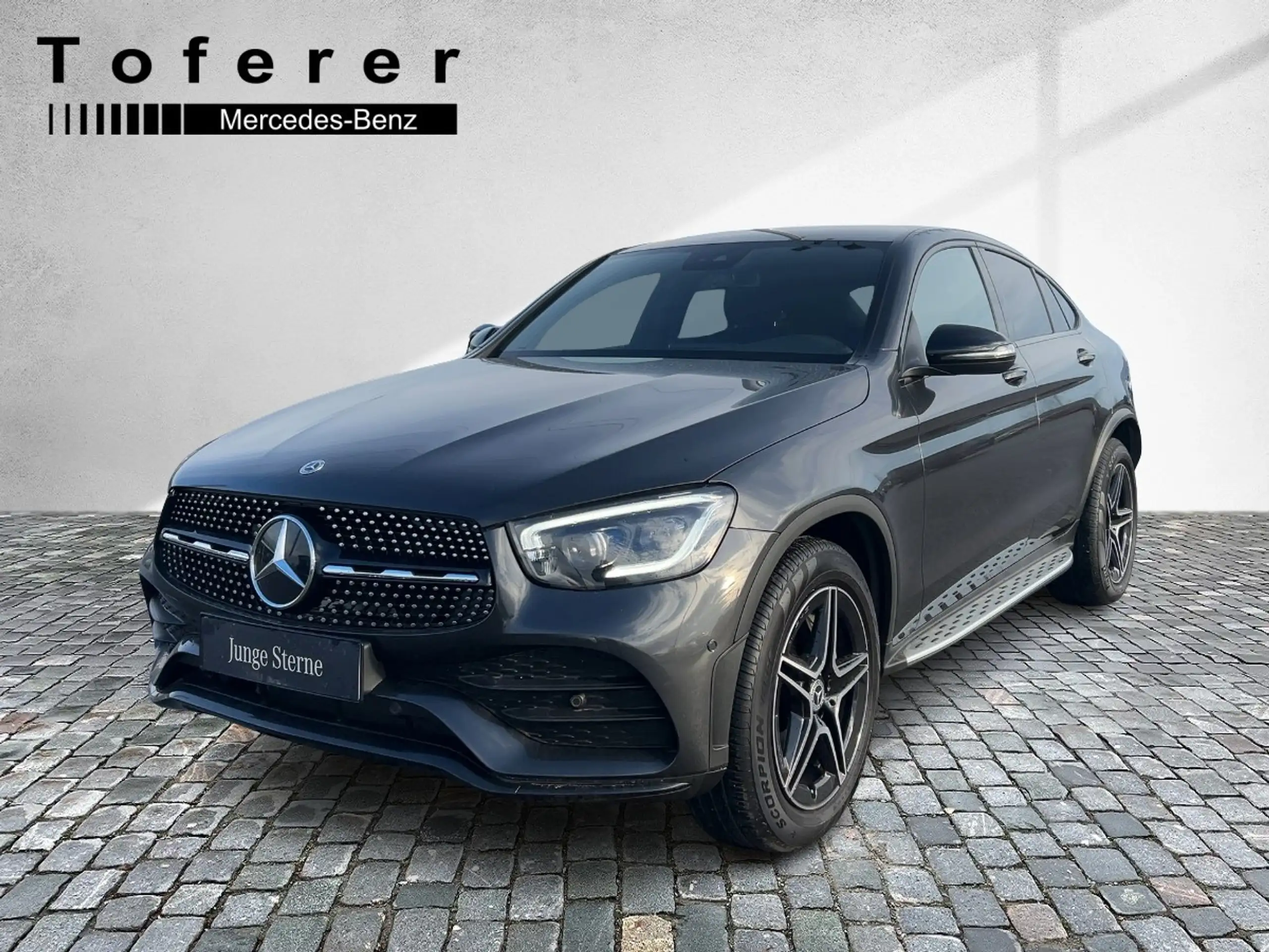 Mercedes-Benz - GLC 220