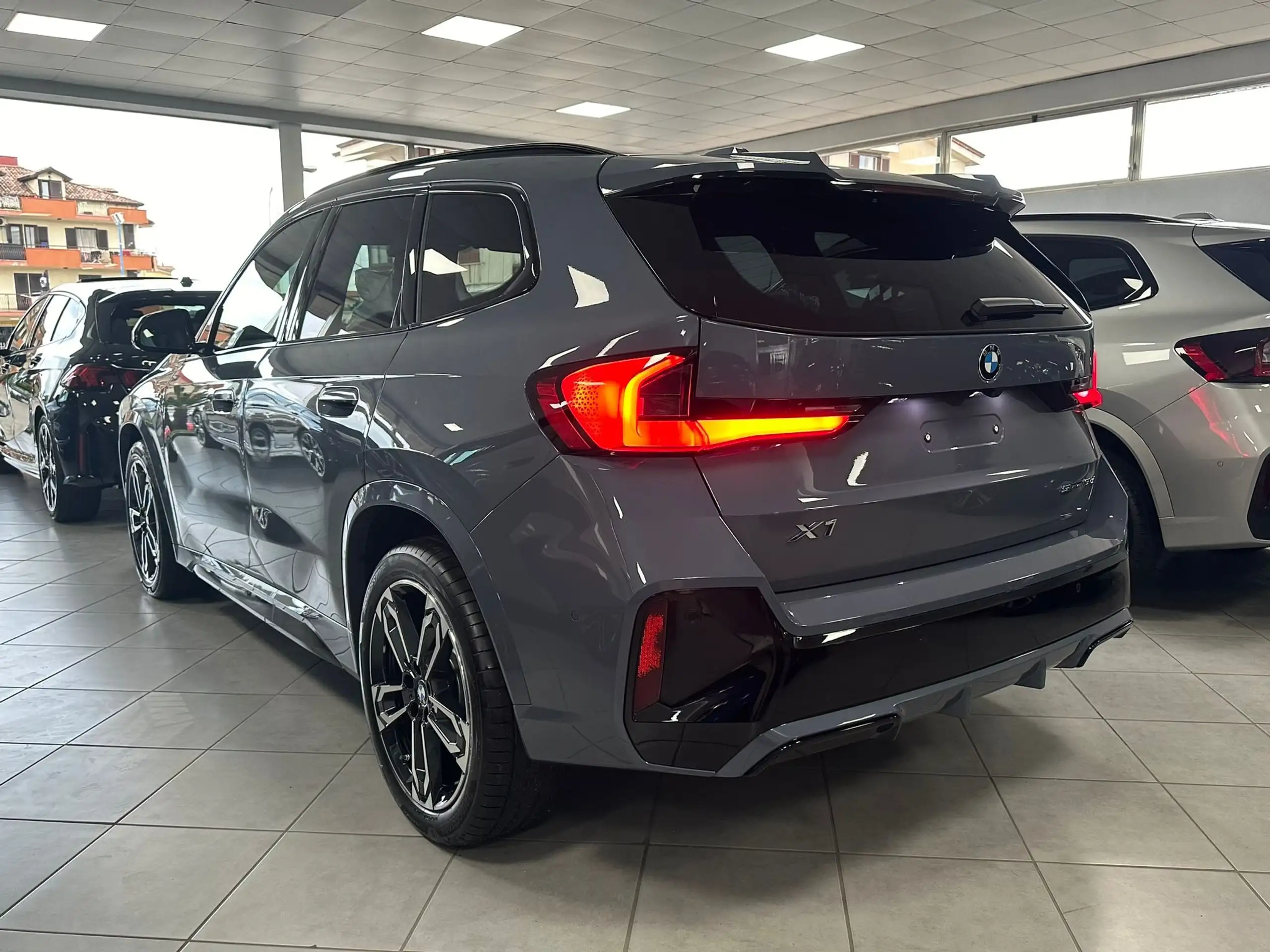 BMW - X1