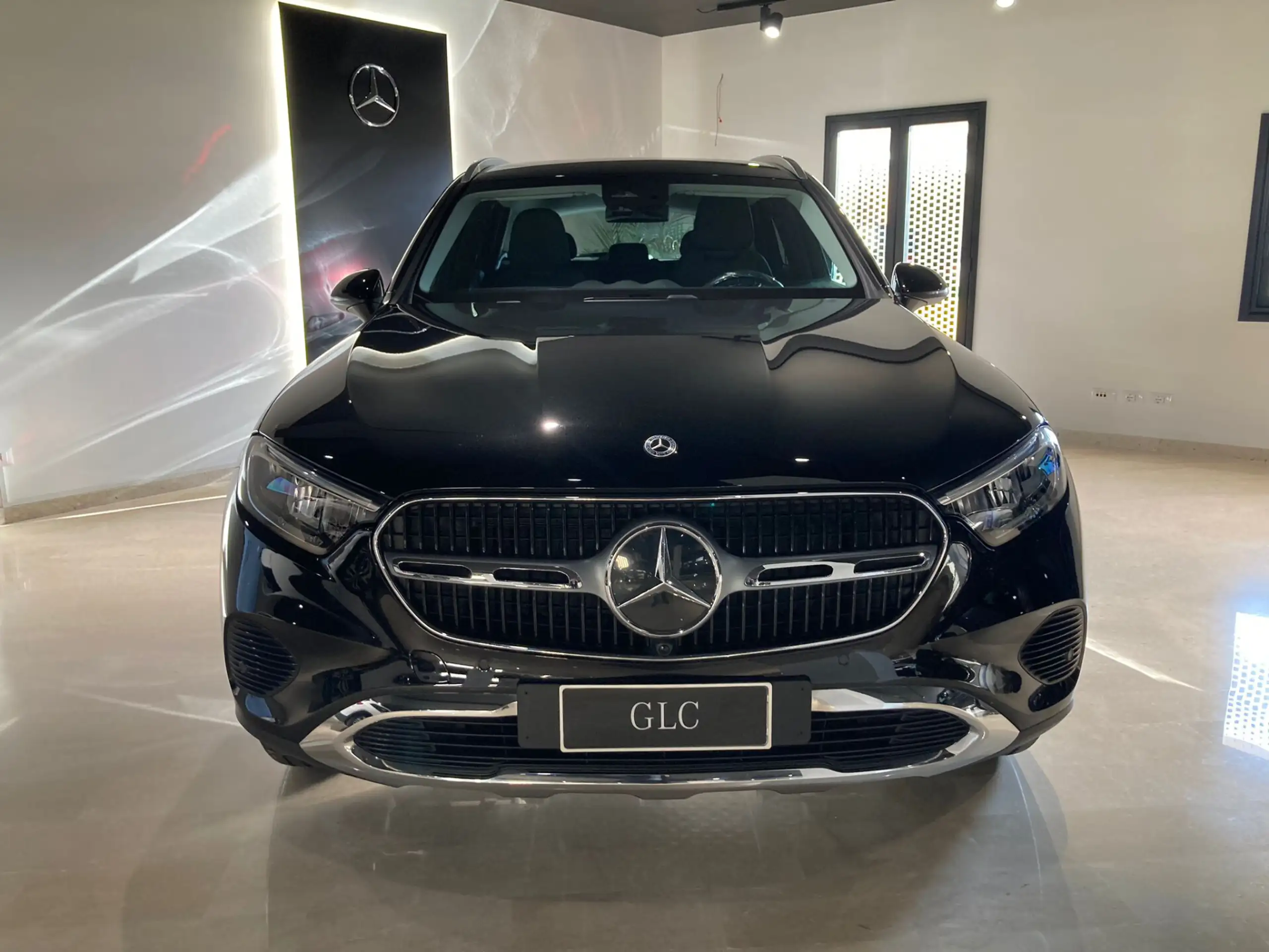 Mercedes-Benz - GLC 220