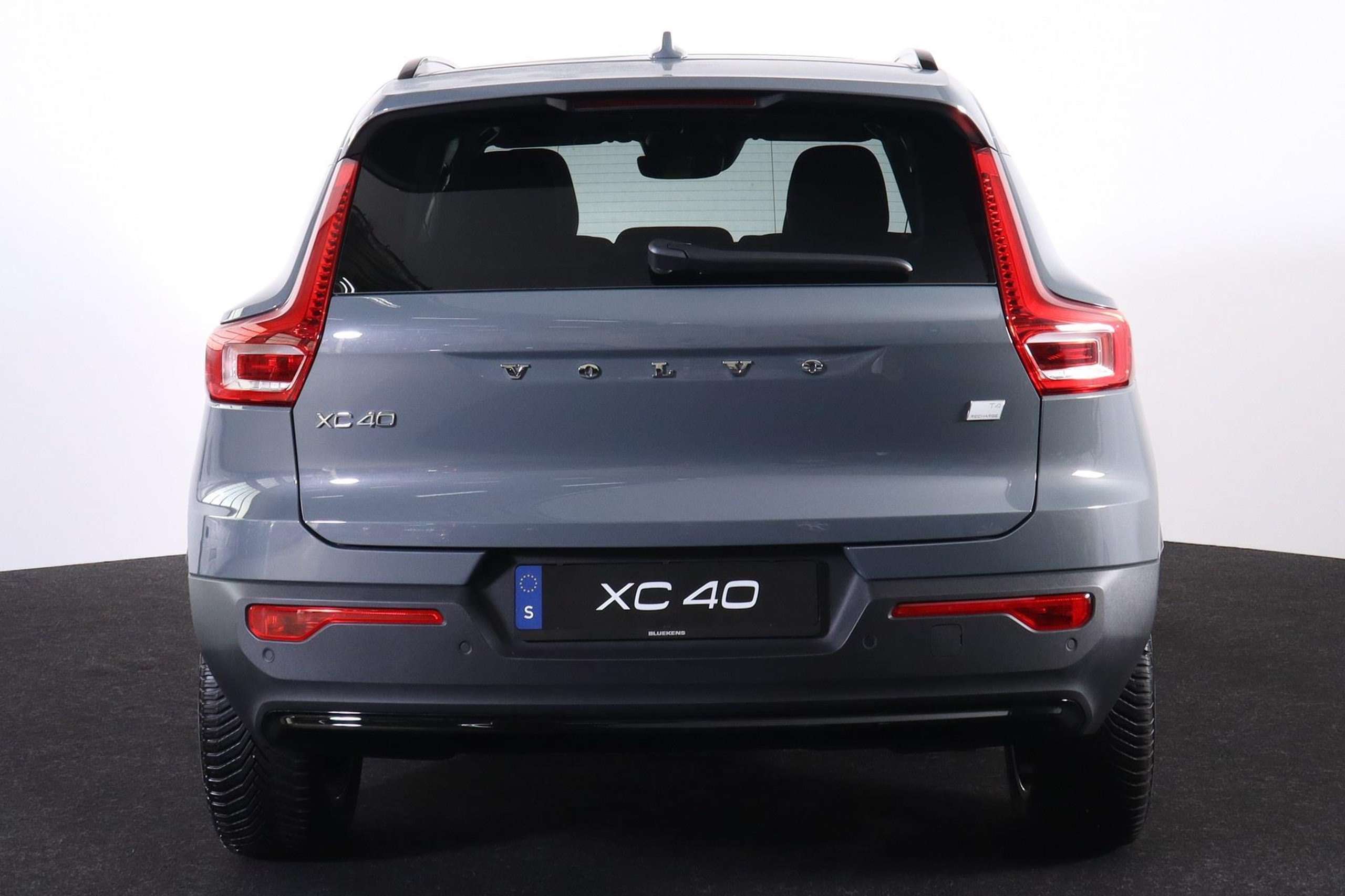 Volvo - XC40