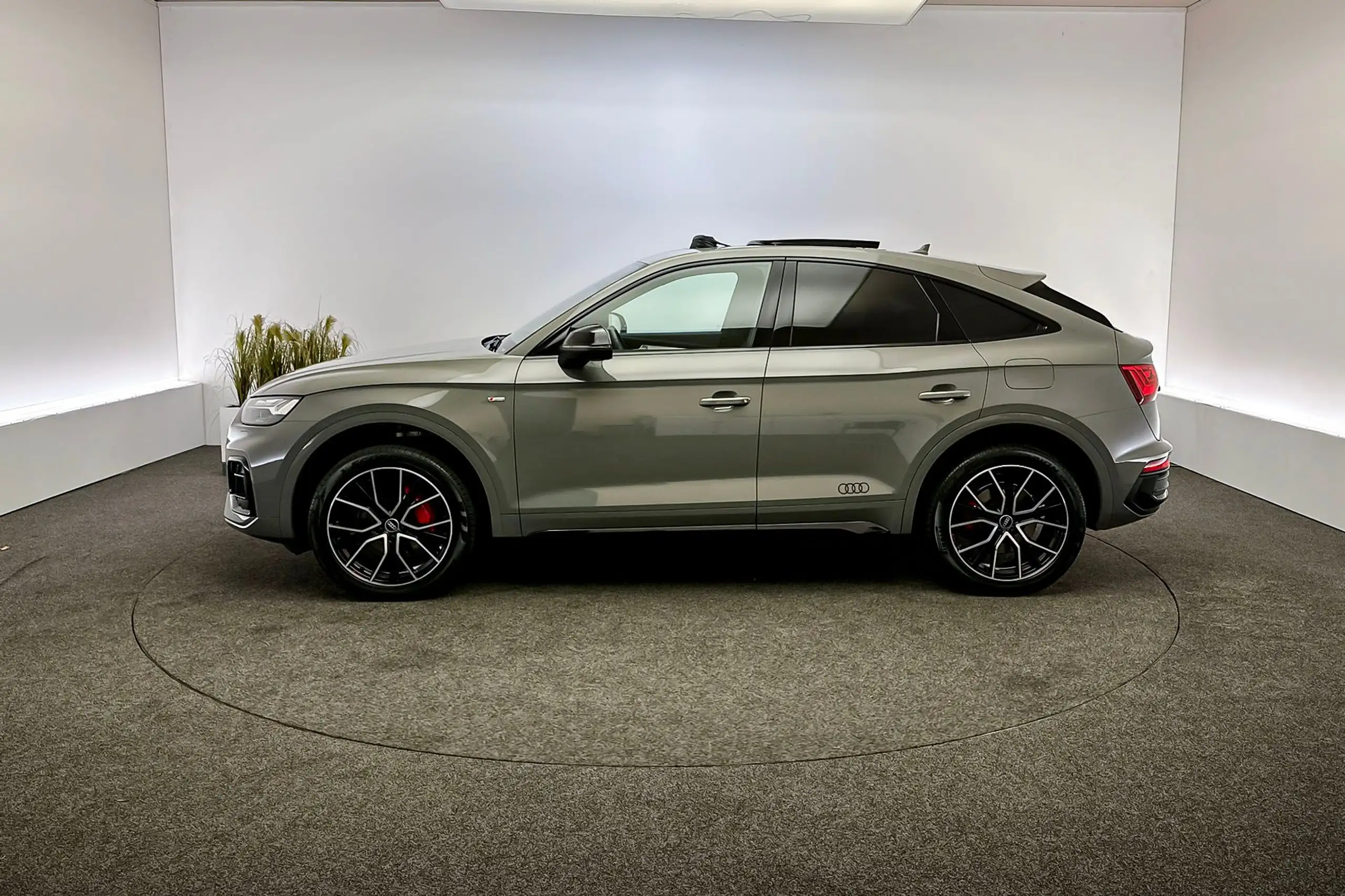 Audi - Q5