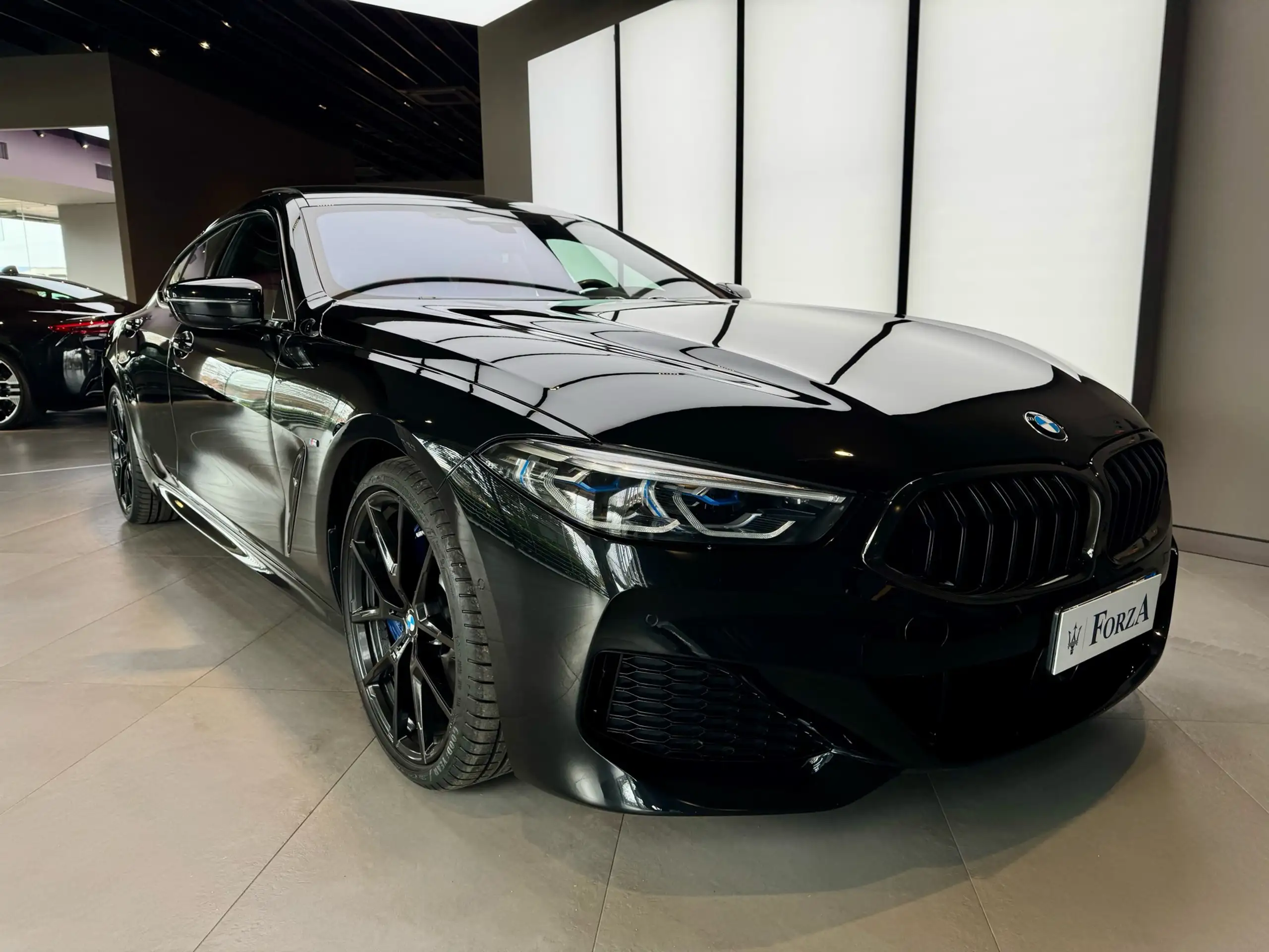 BMW - 840