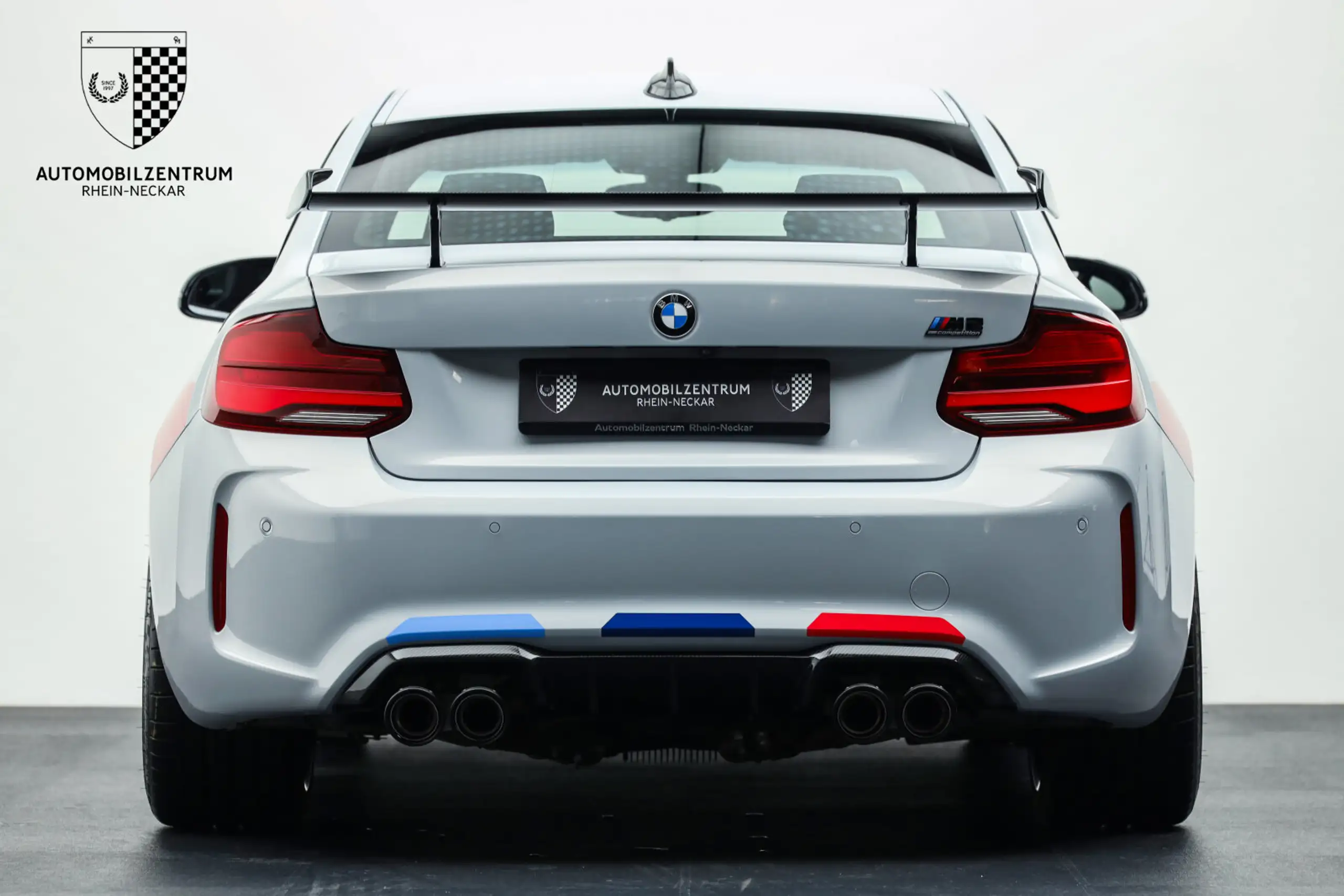 BMW - M2