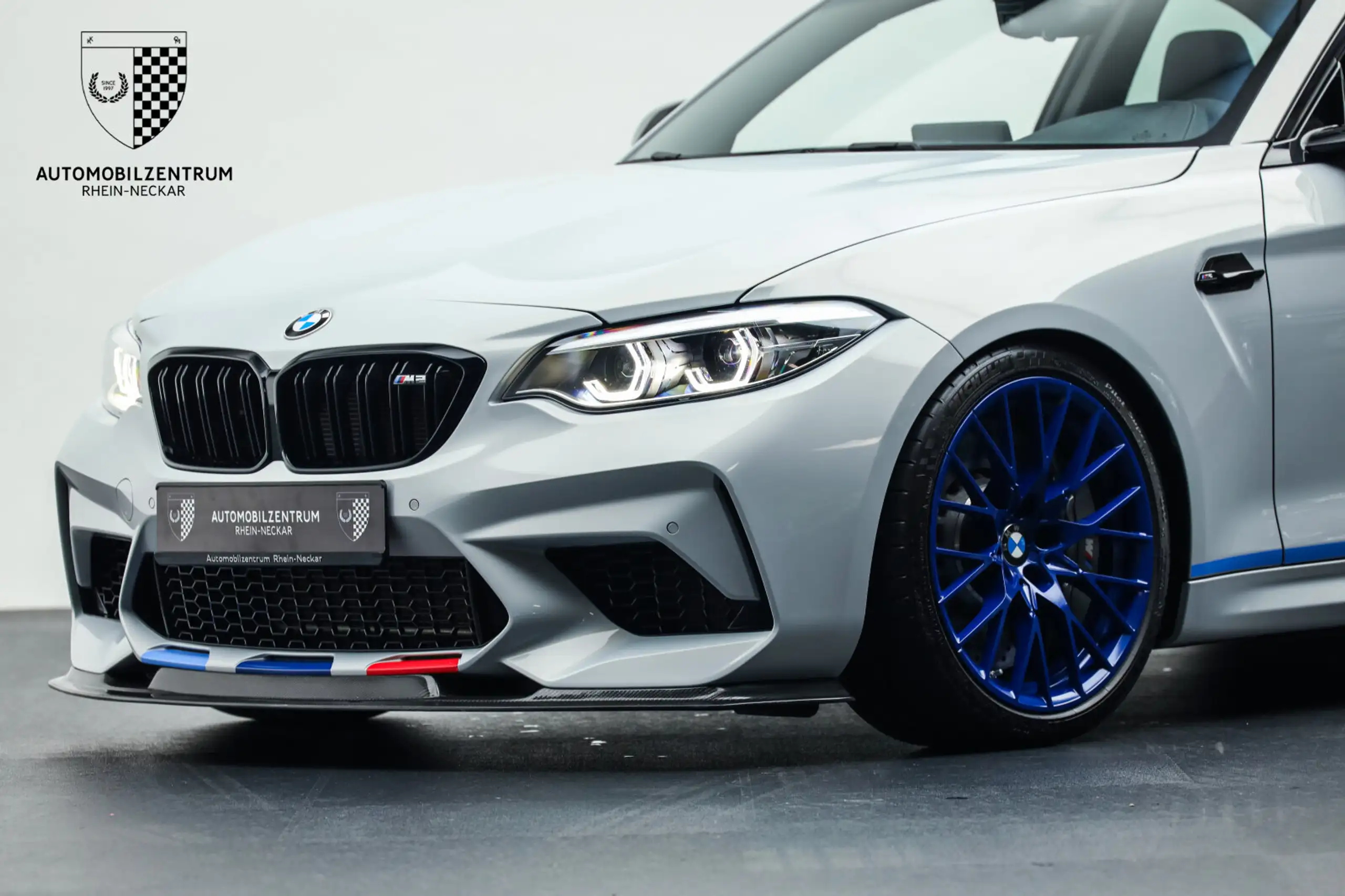 BMW - M2