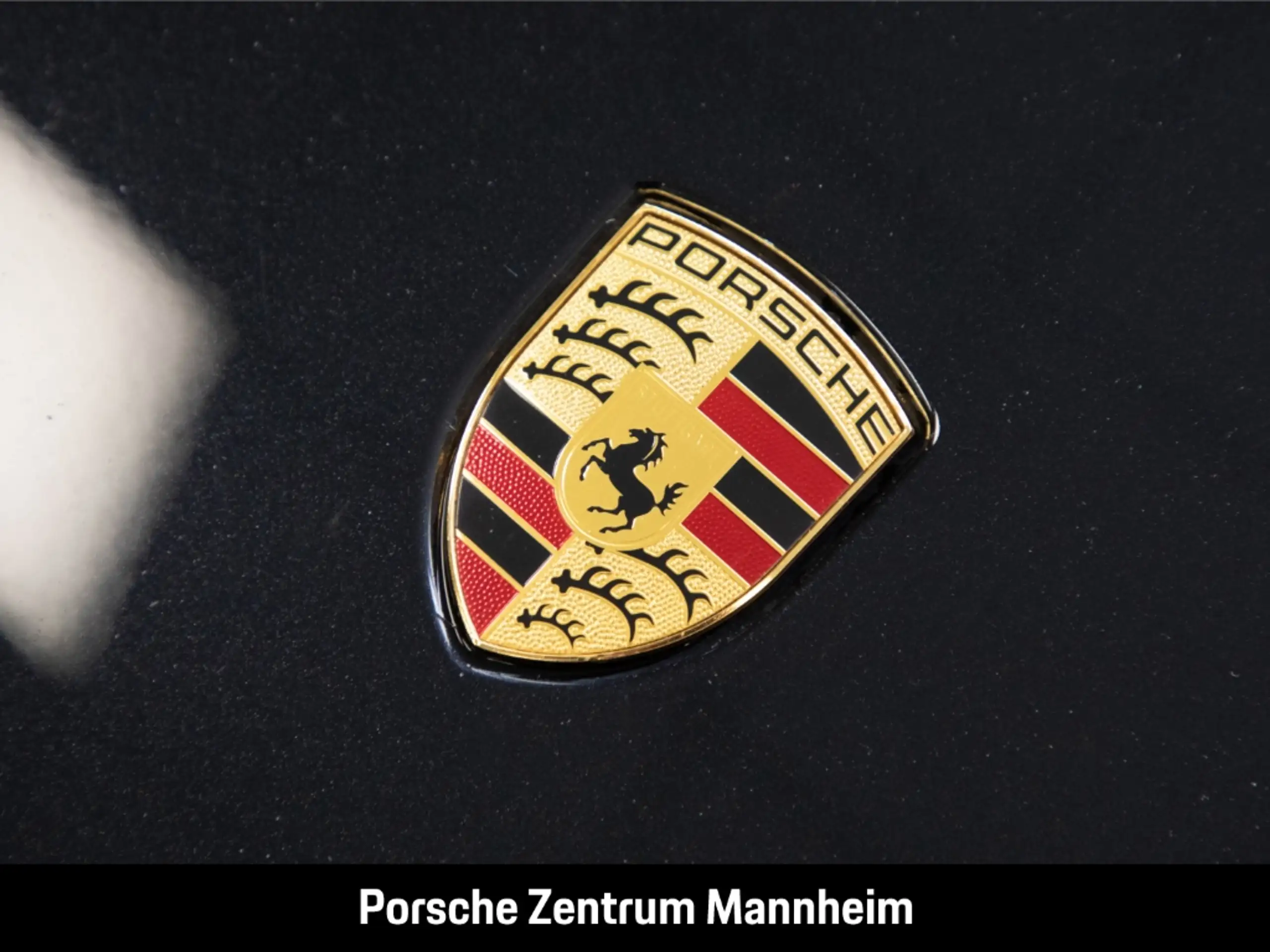 Porsche - Taycan