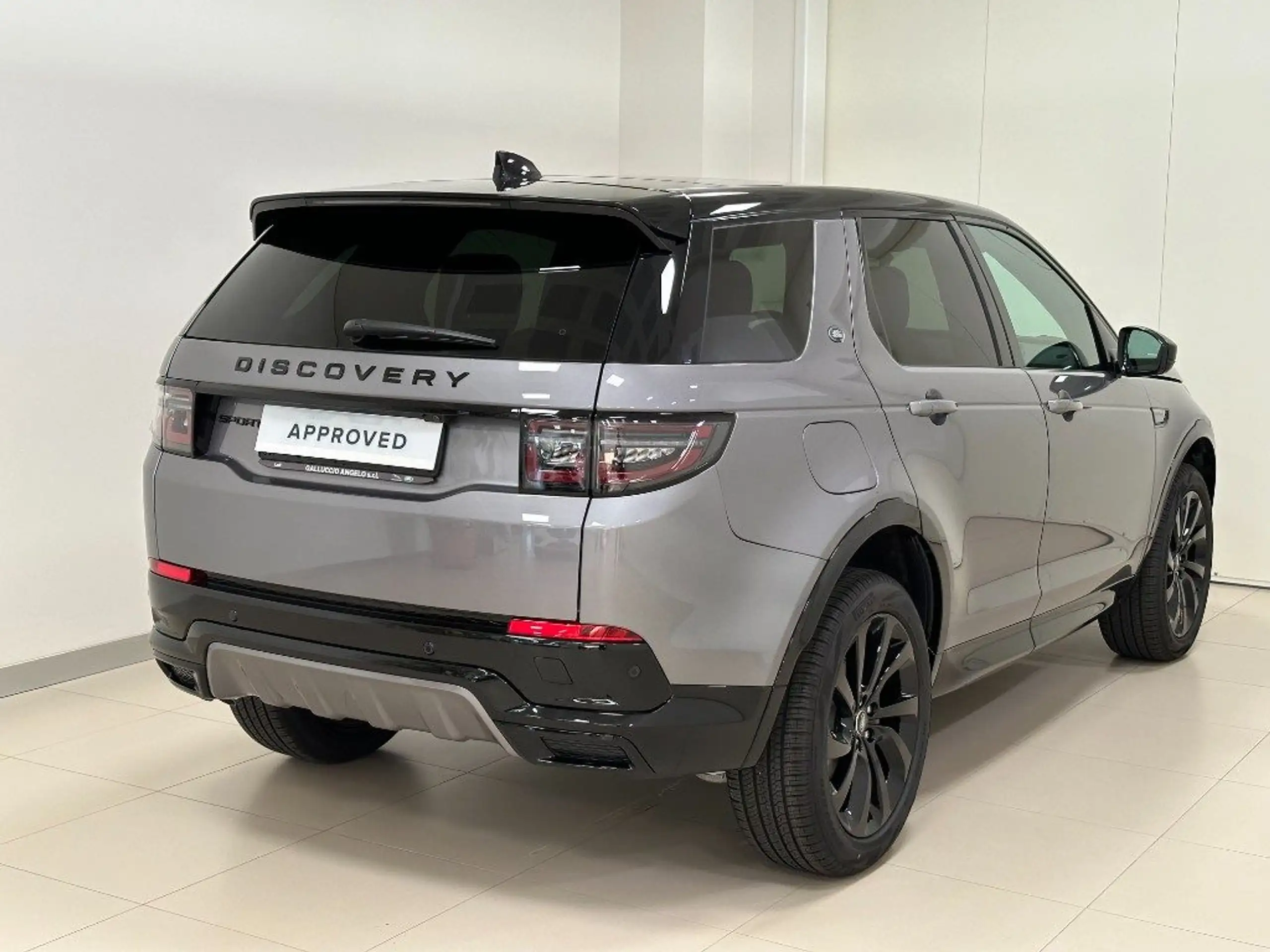 Land Rover - Discovery Sport