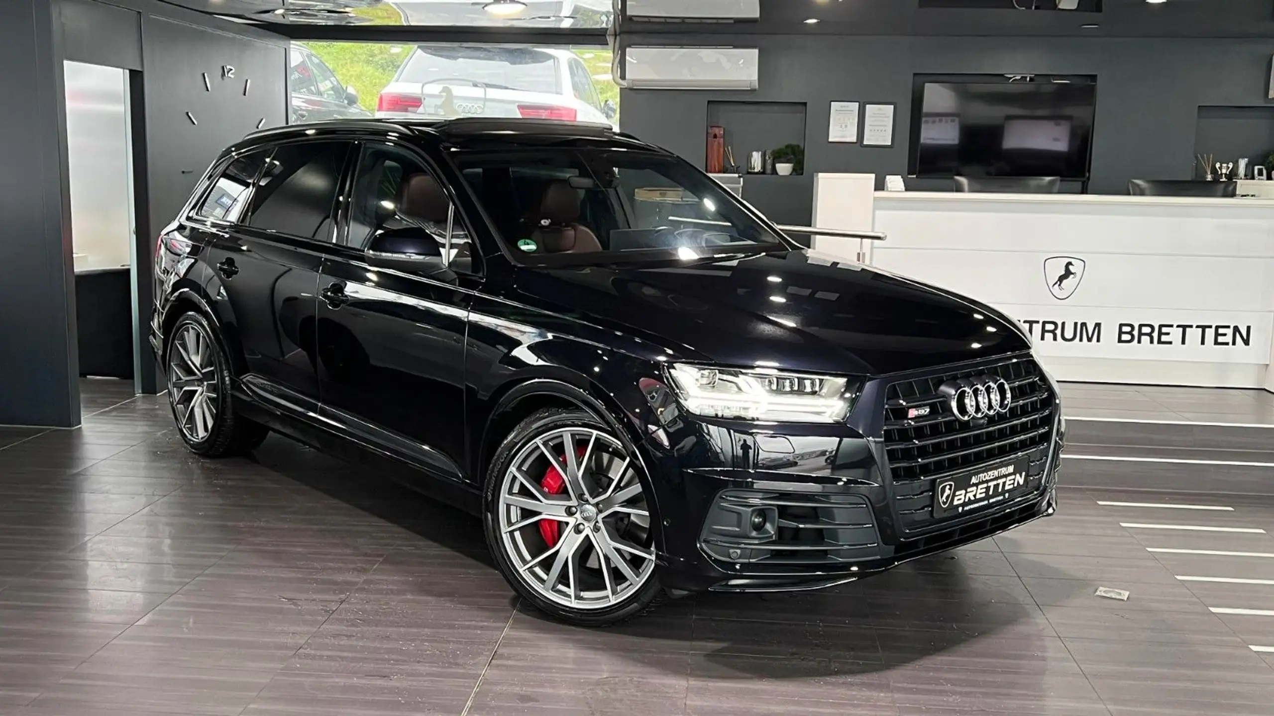 Audi - SQ7