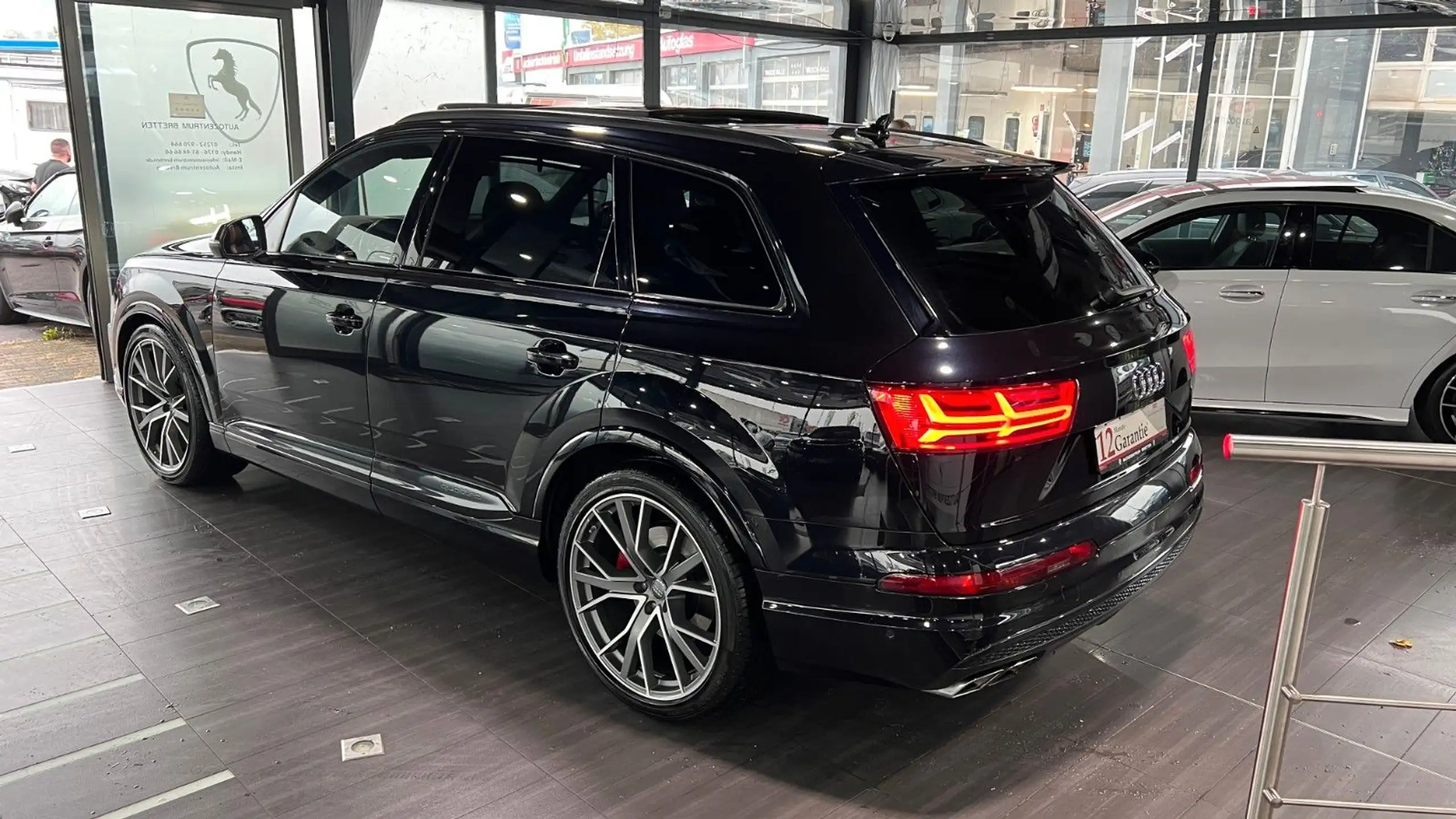 Audi - SQ7