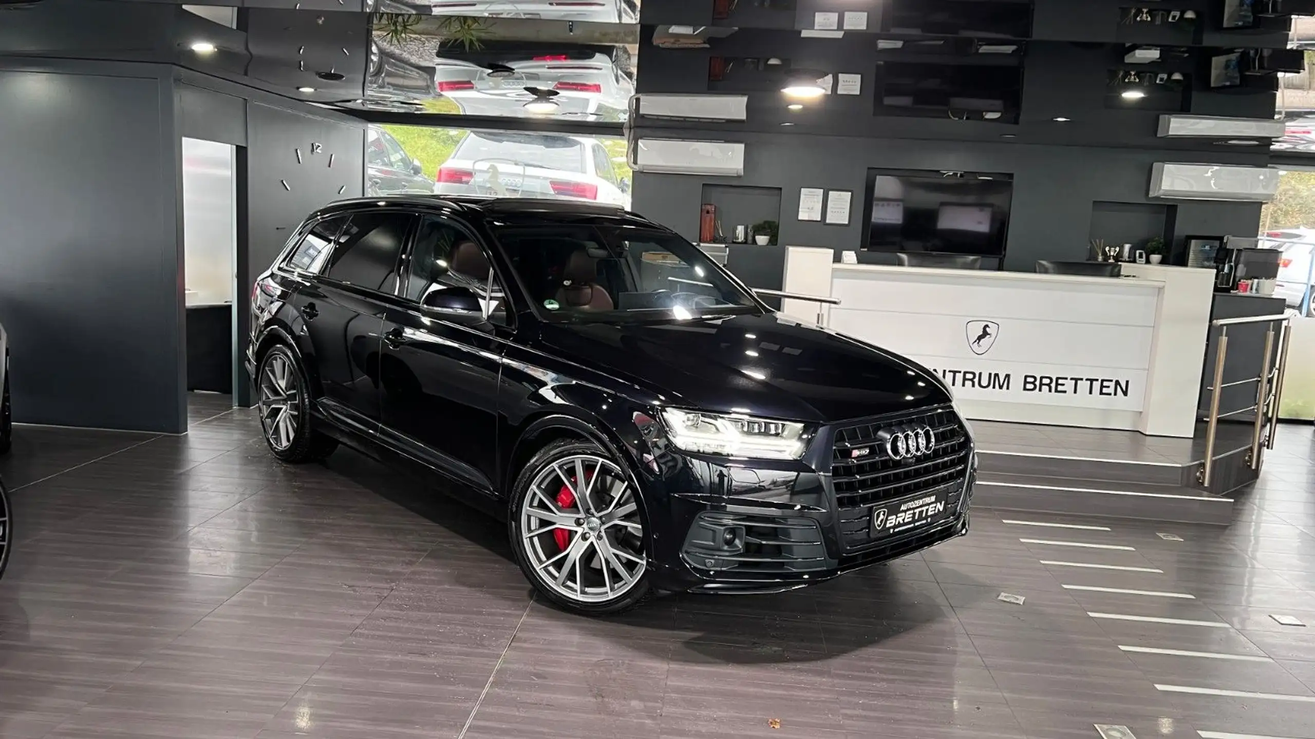 Audi - SQ7