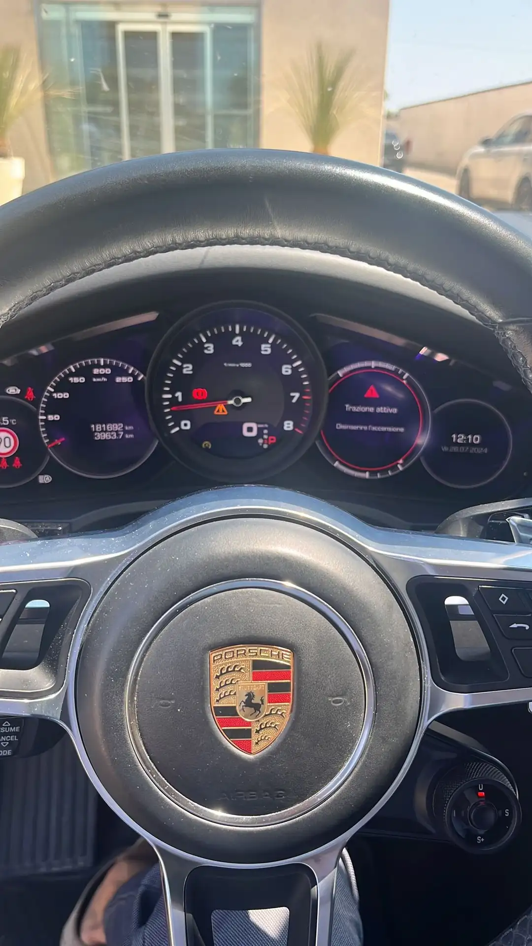 Porsche - Cayenne