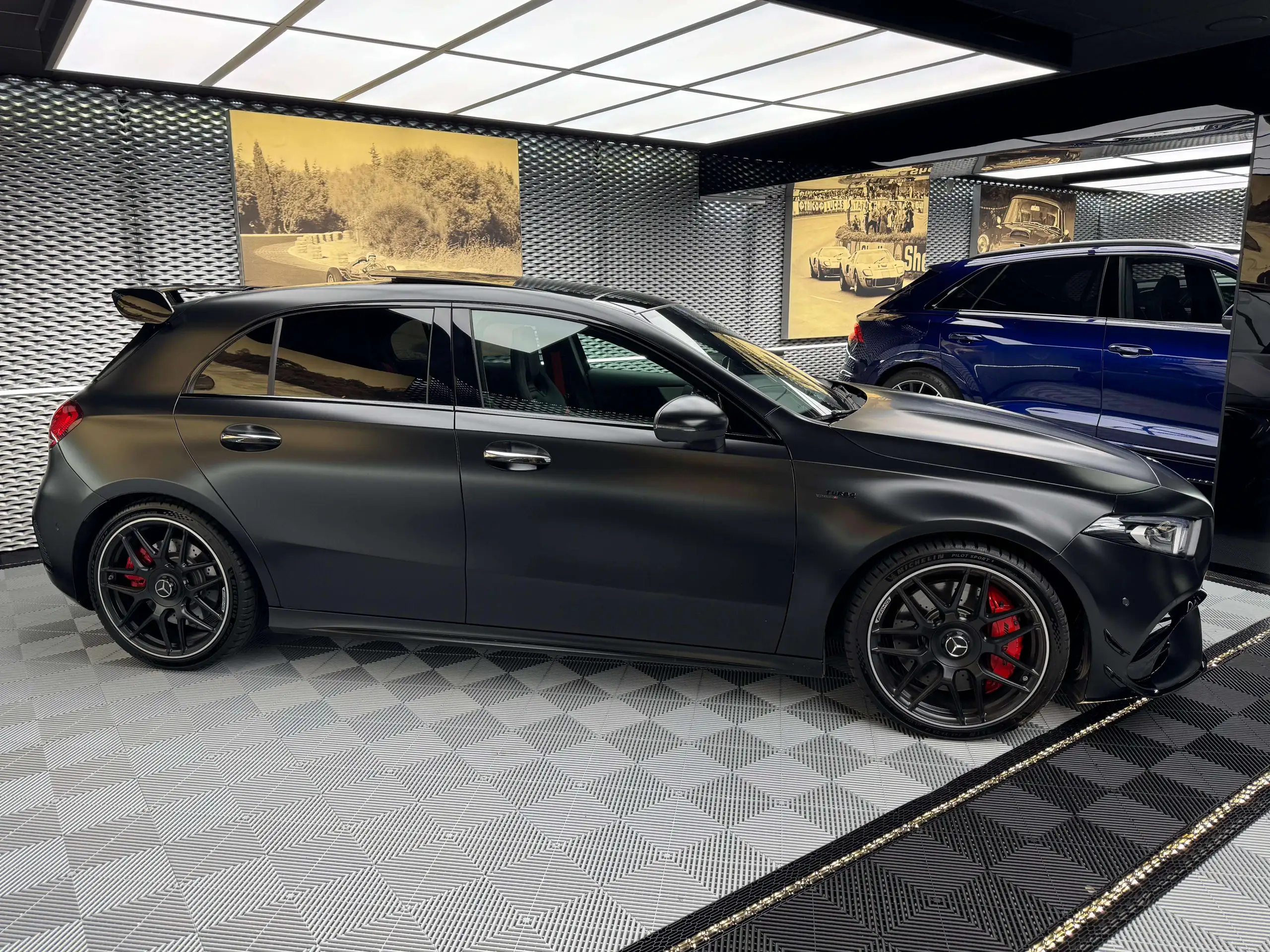 Mercedes-Benz - A 45 AMG