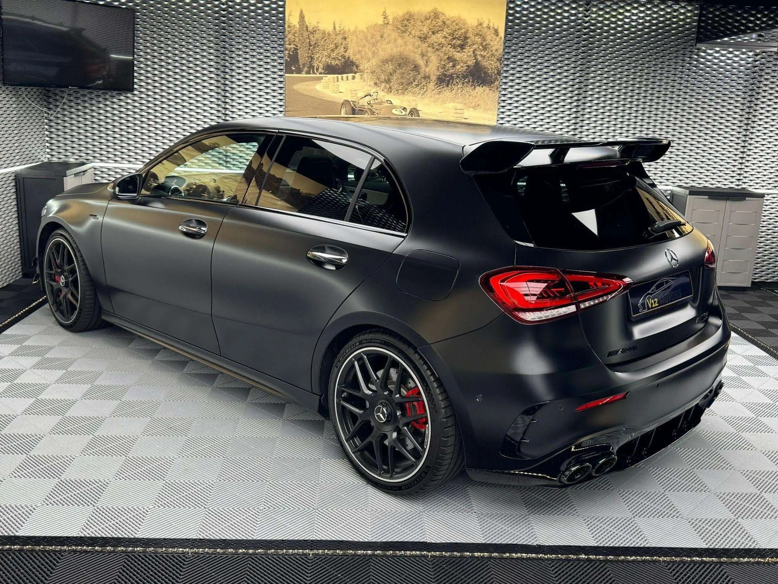 Mercedes-Benz - A 45 AMG