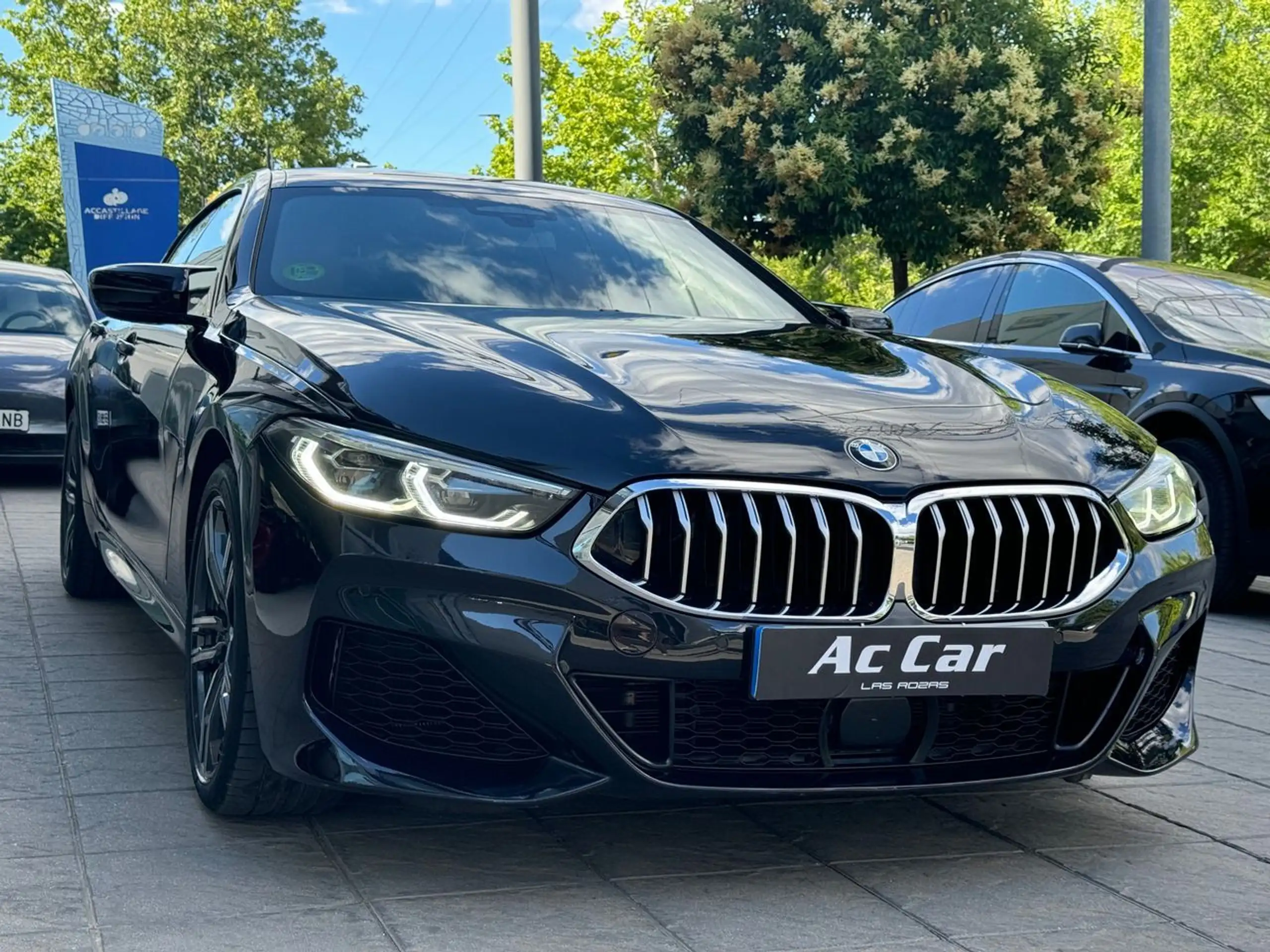 BMW - 840