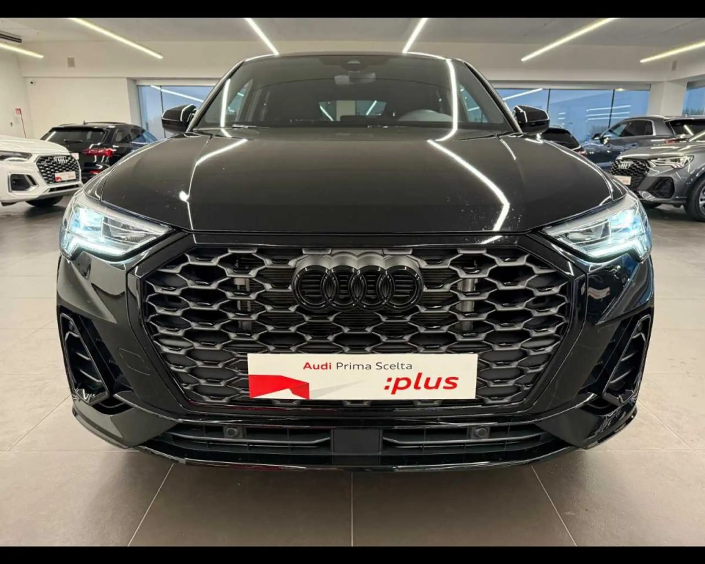 Audi - Q3