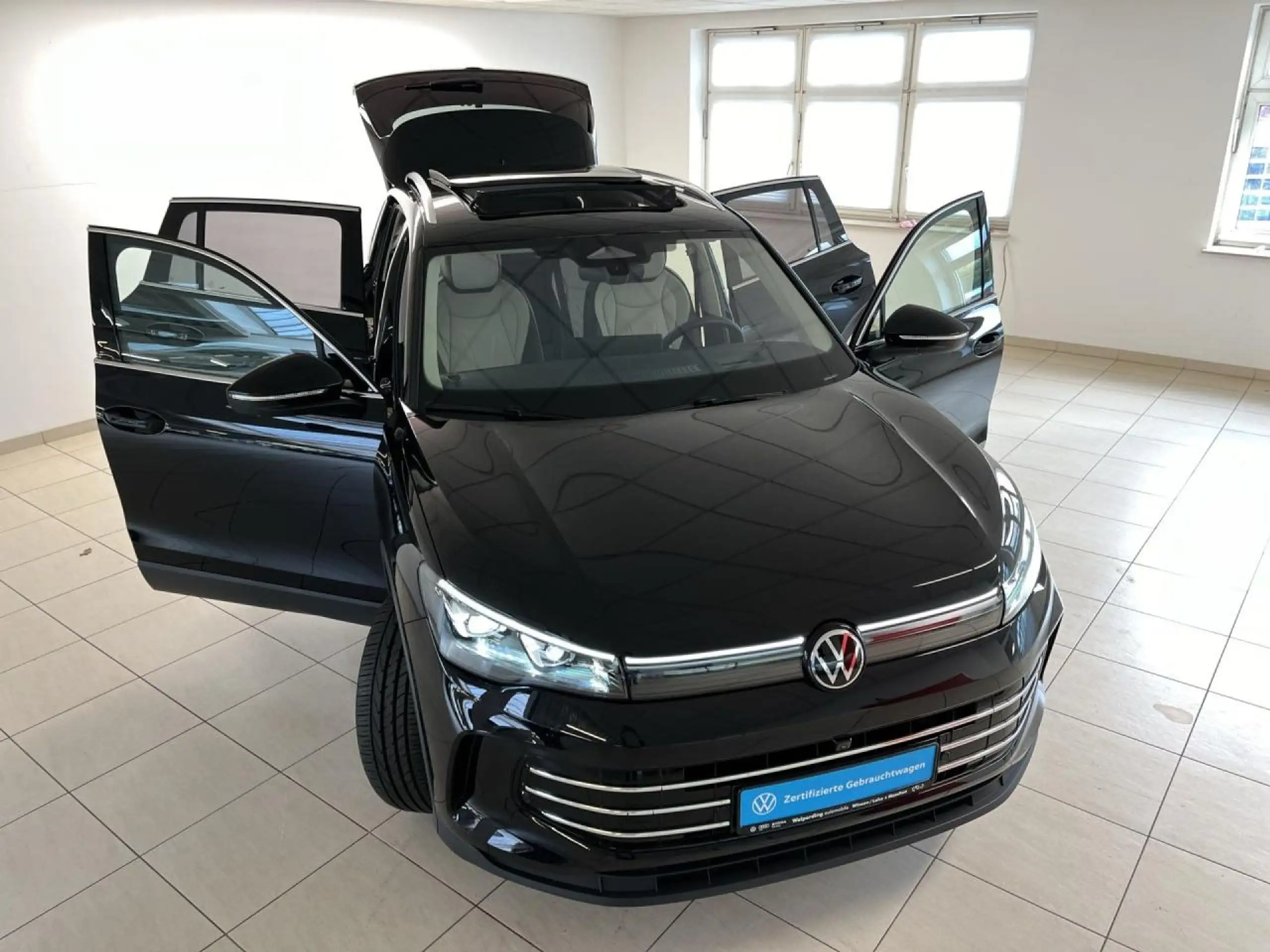 Volkswagen - Tiguan