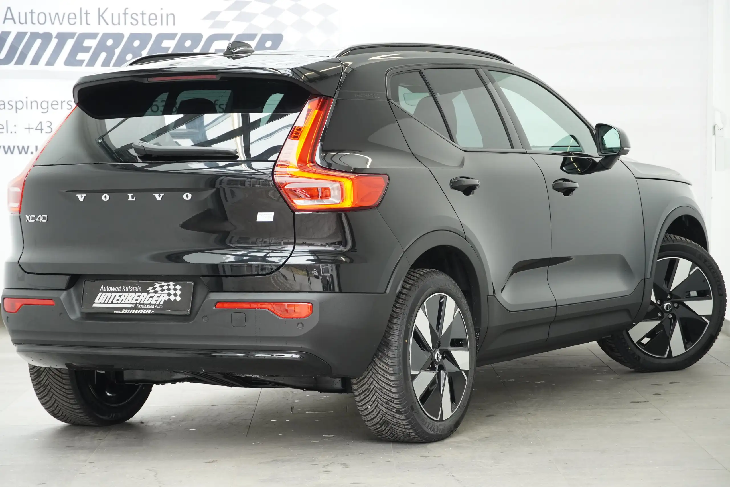 Volvo - XC40