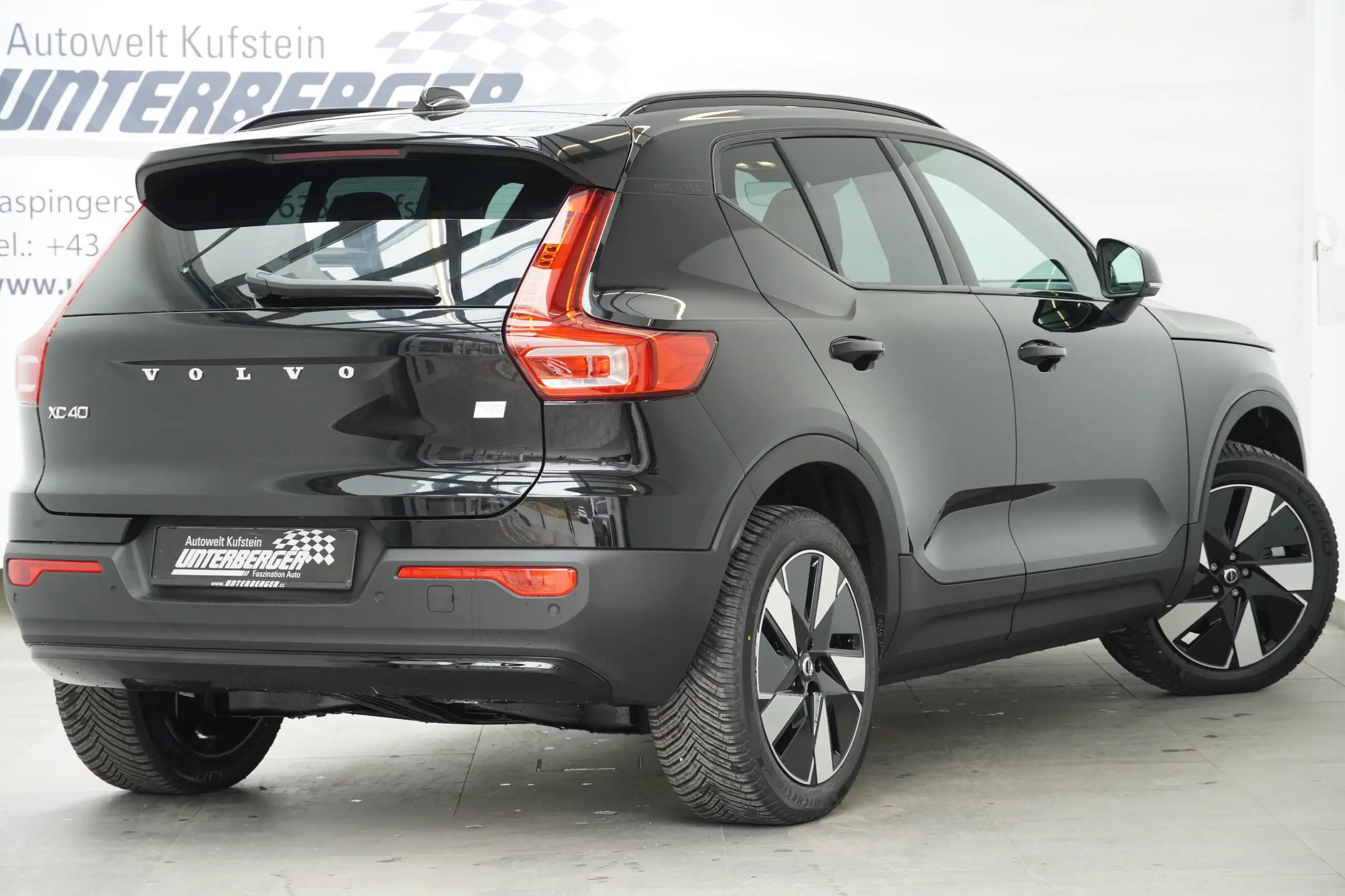 Volvo - XC40