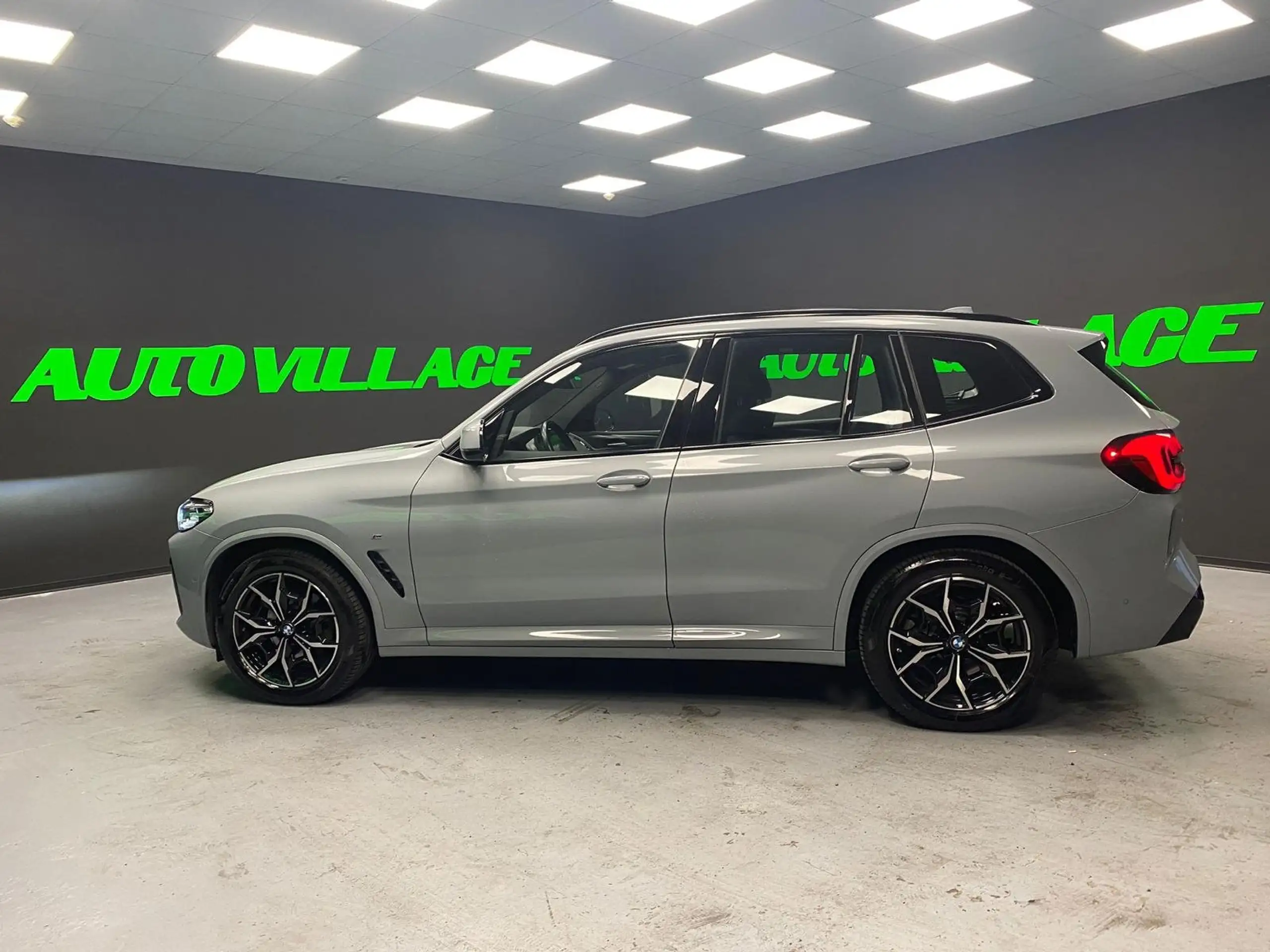 BMW - X3