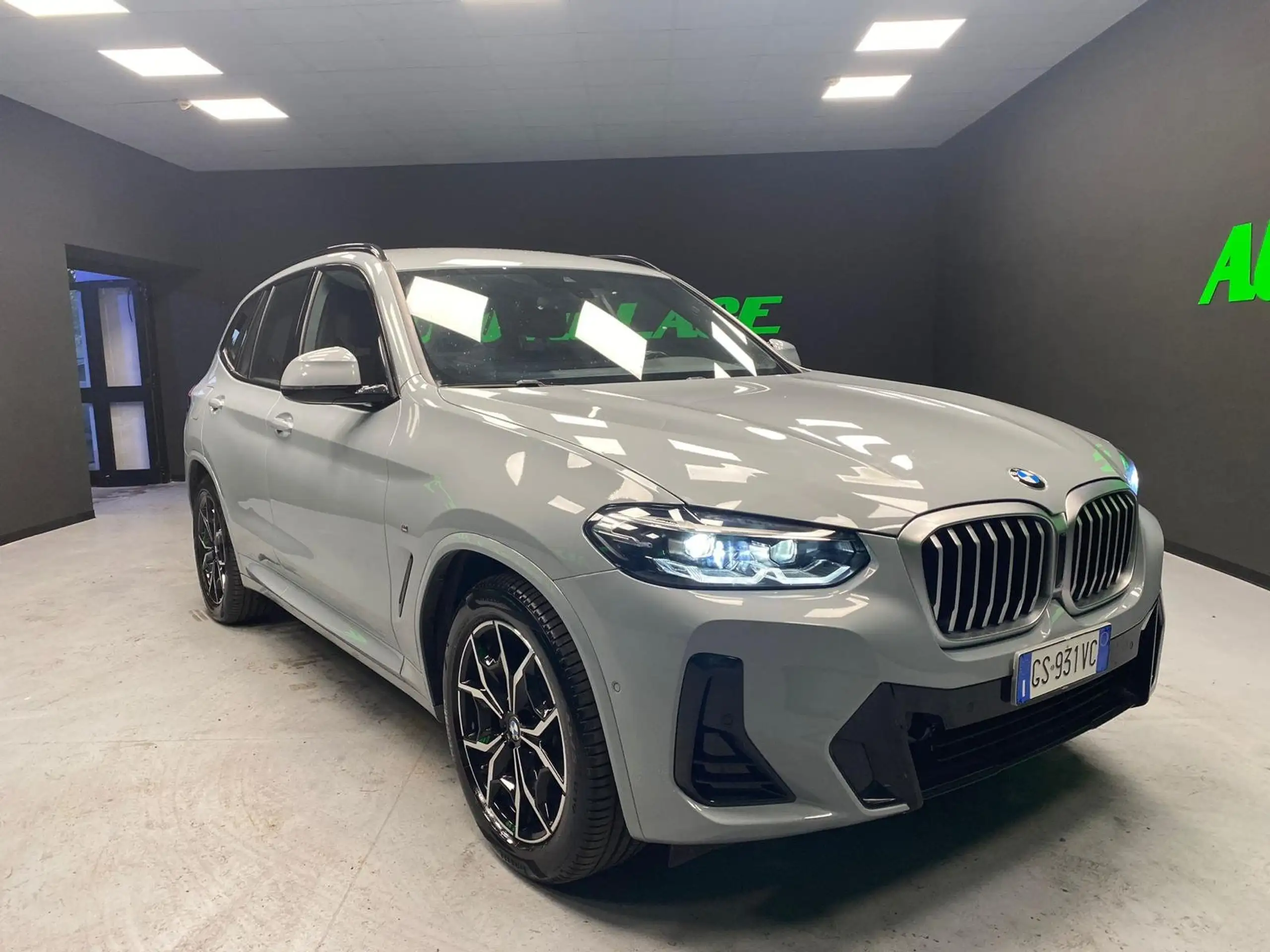 BMW - X3