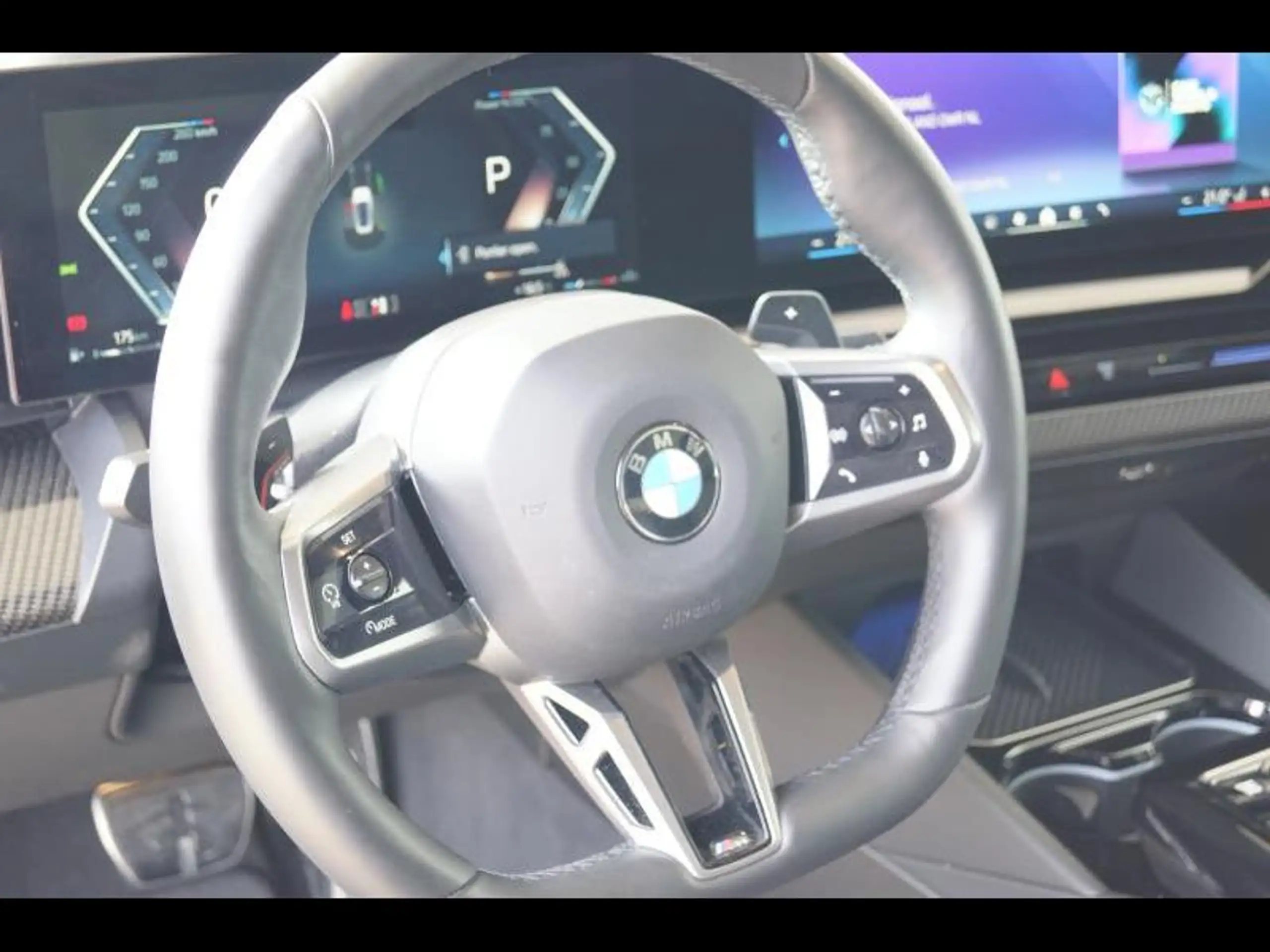 BMW - 520