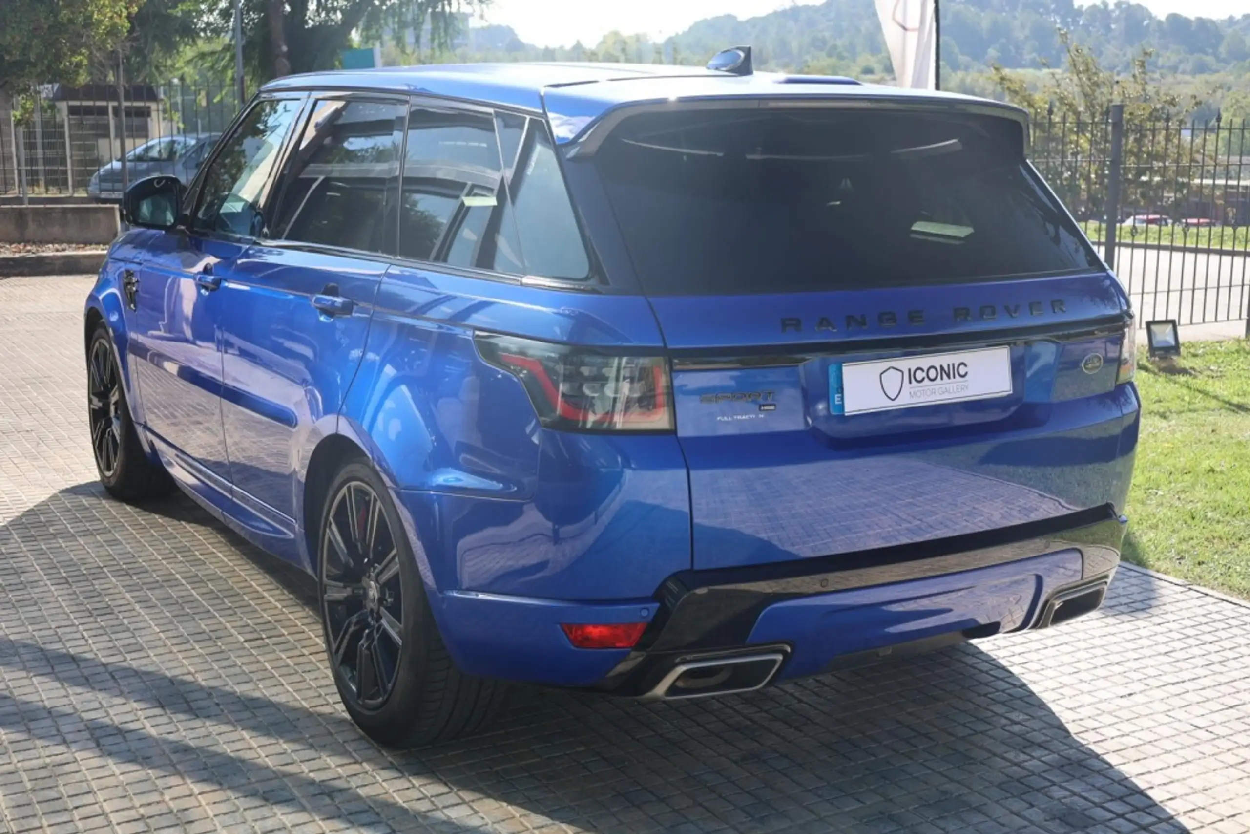 Land Rover - Range Rover Sport