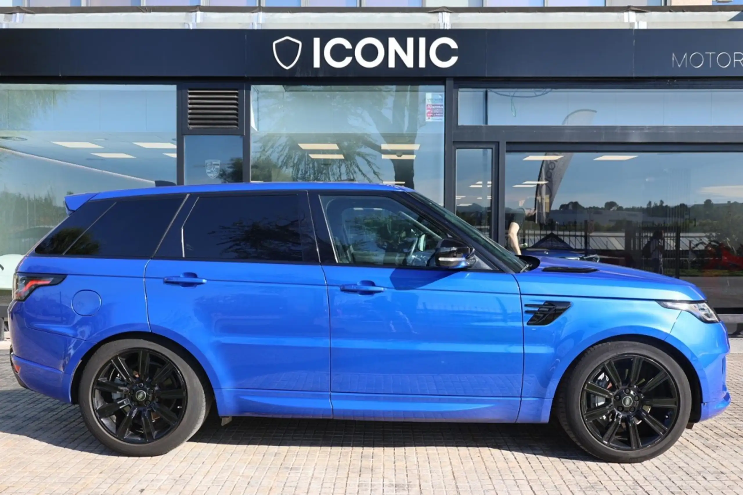 Land Rover - Range Rover Sport