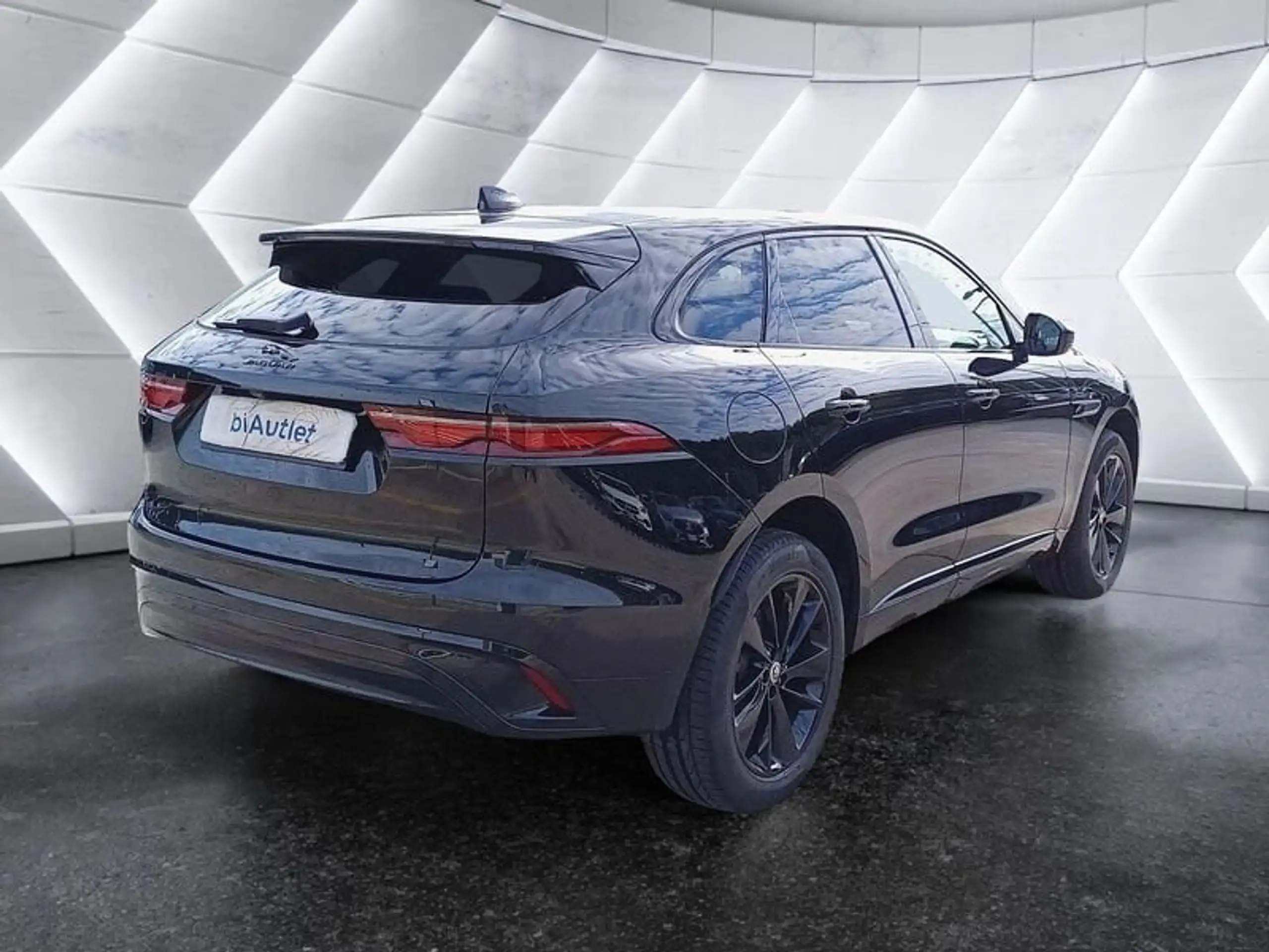 Jaguar - F-Pace