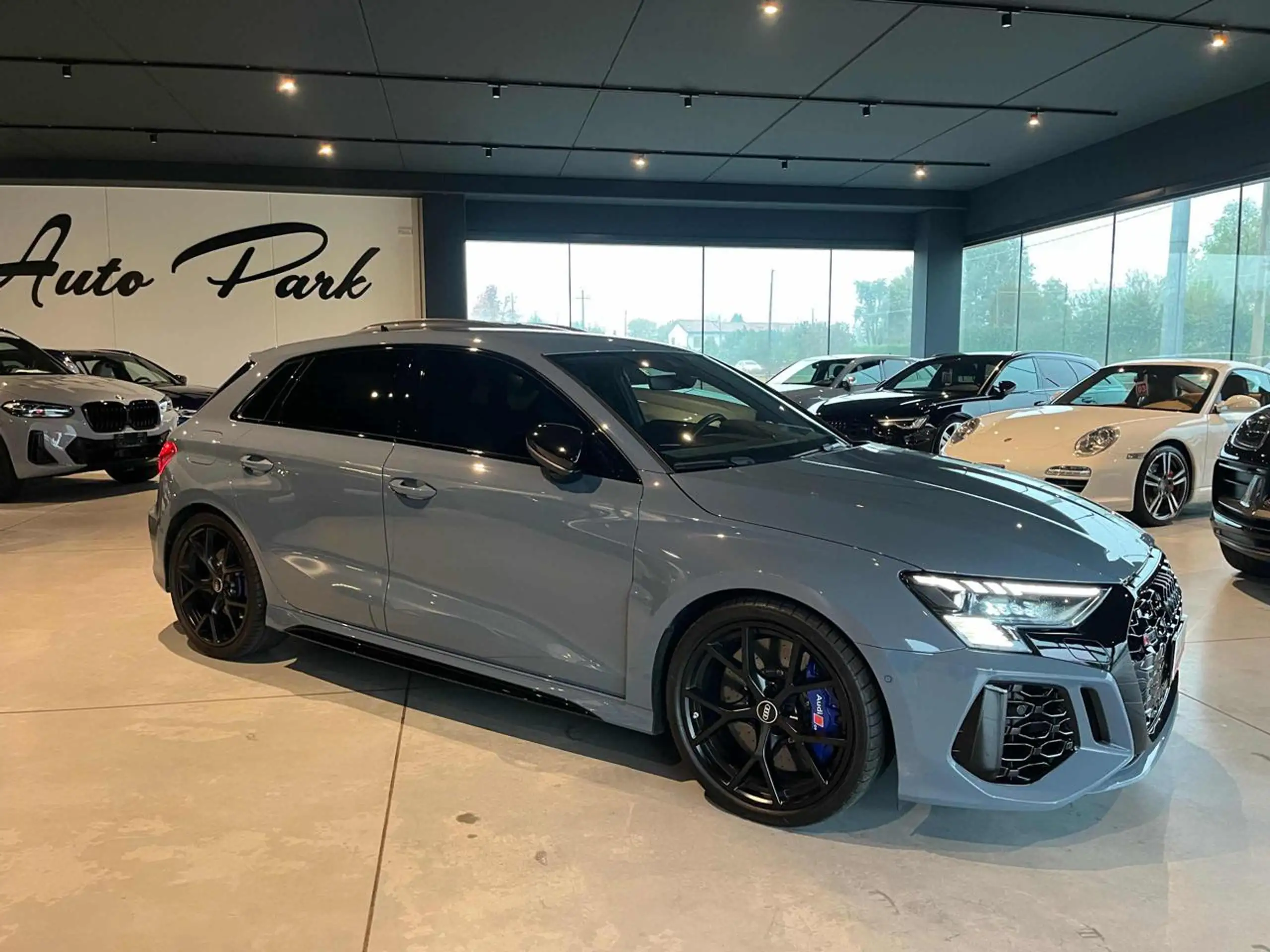 Audi - RS