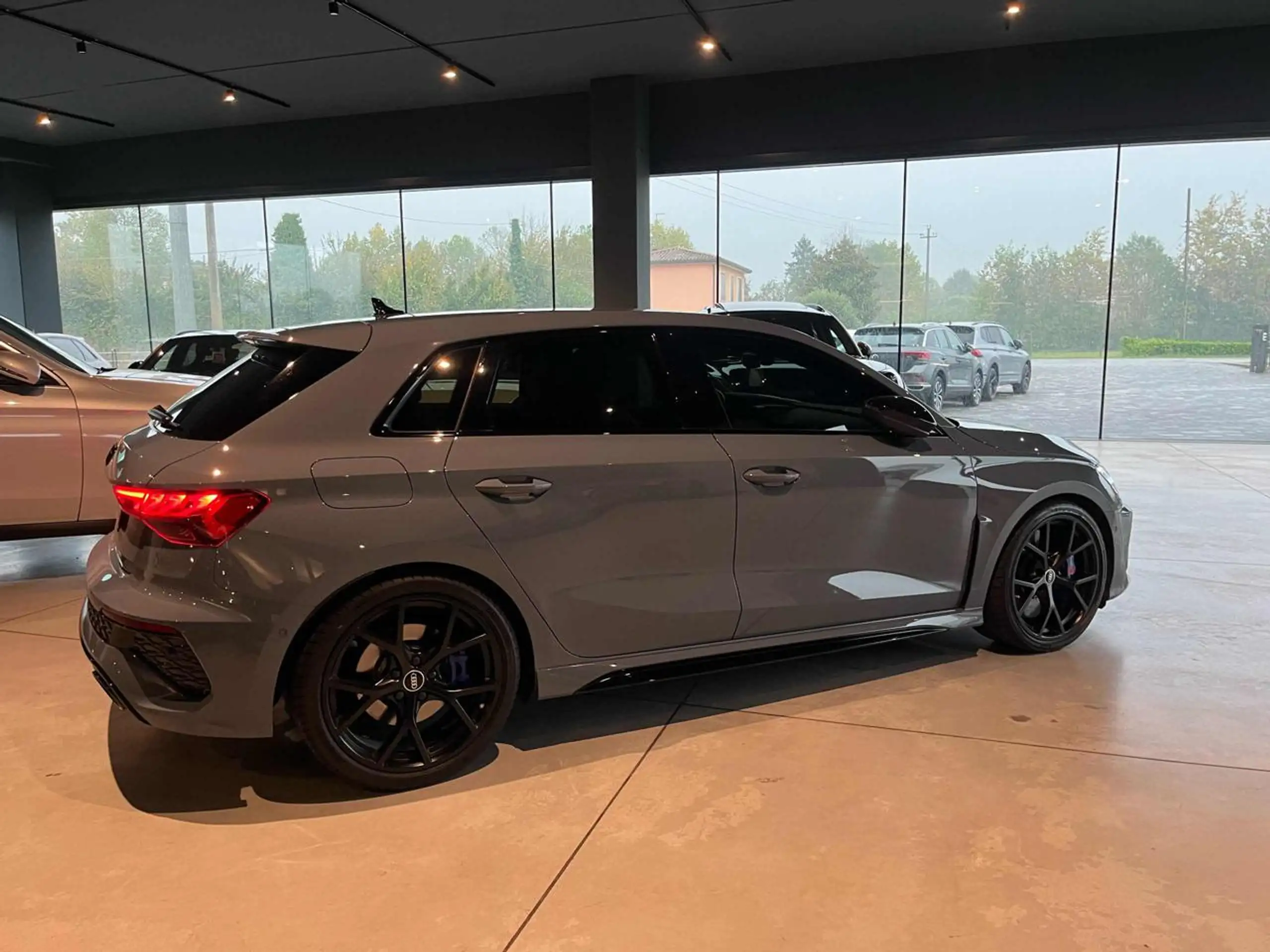 Audi - RS