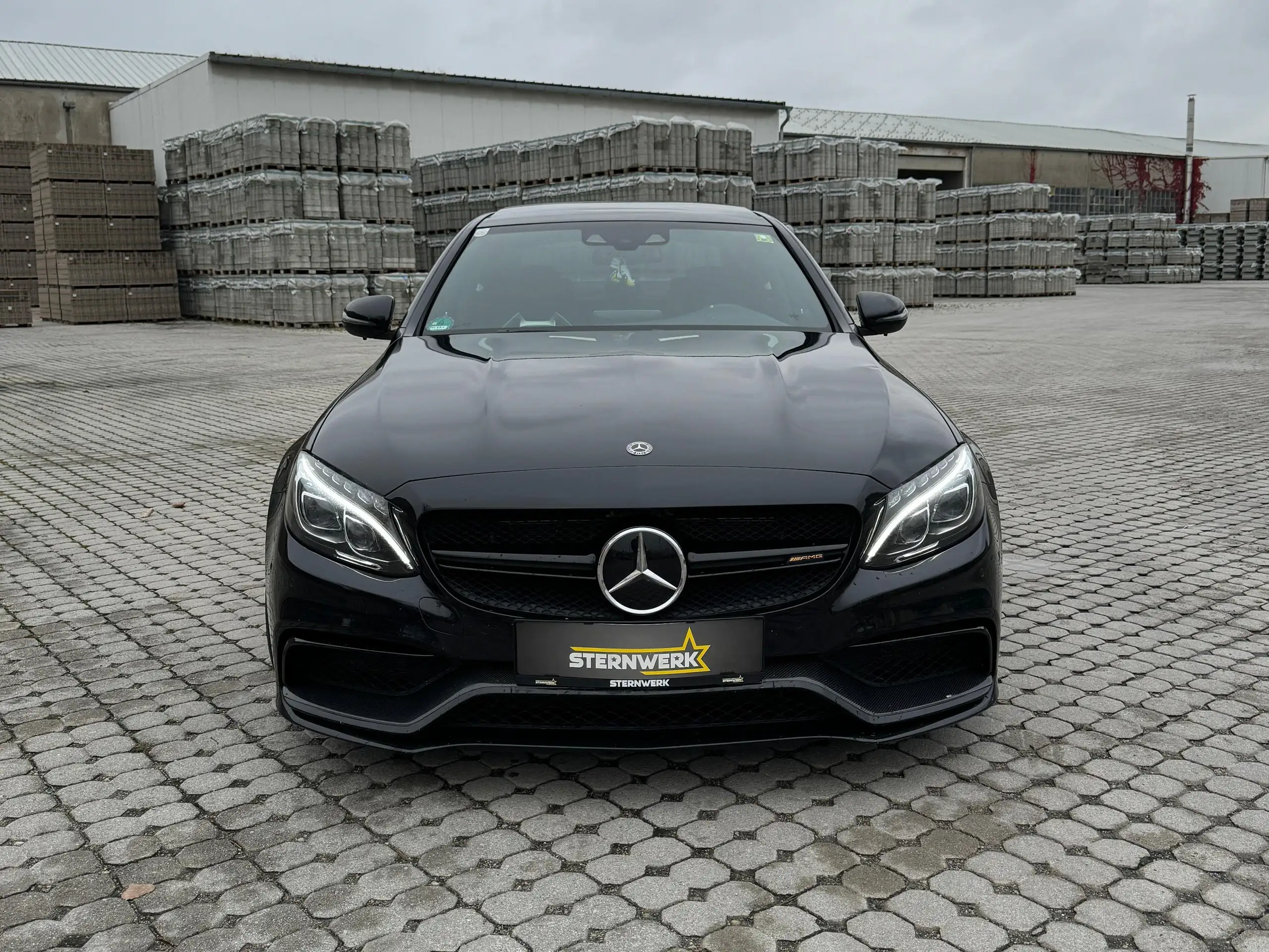 Mercedes-Benz - C 63 AMG