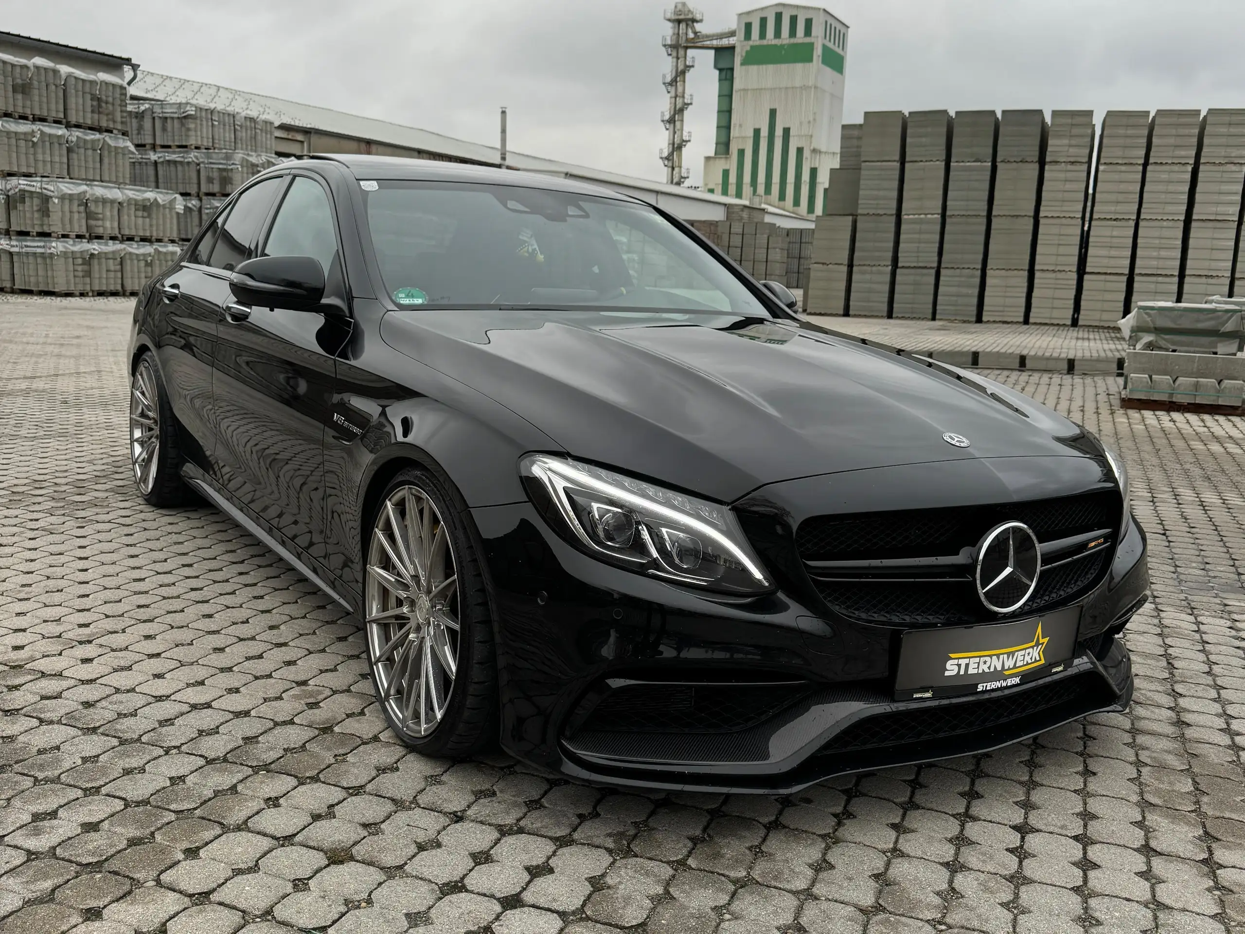 Mercedes-Benz - C 63 AMG