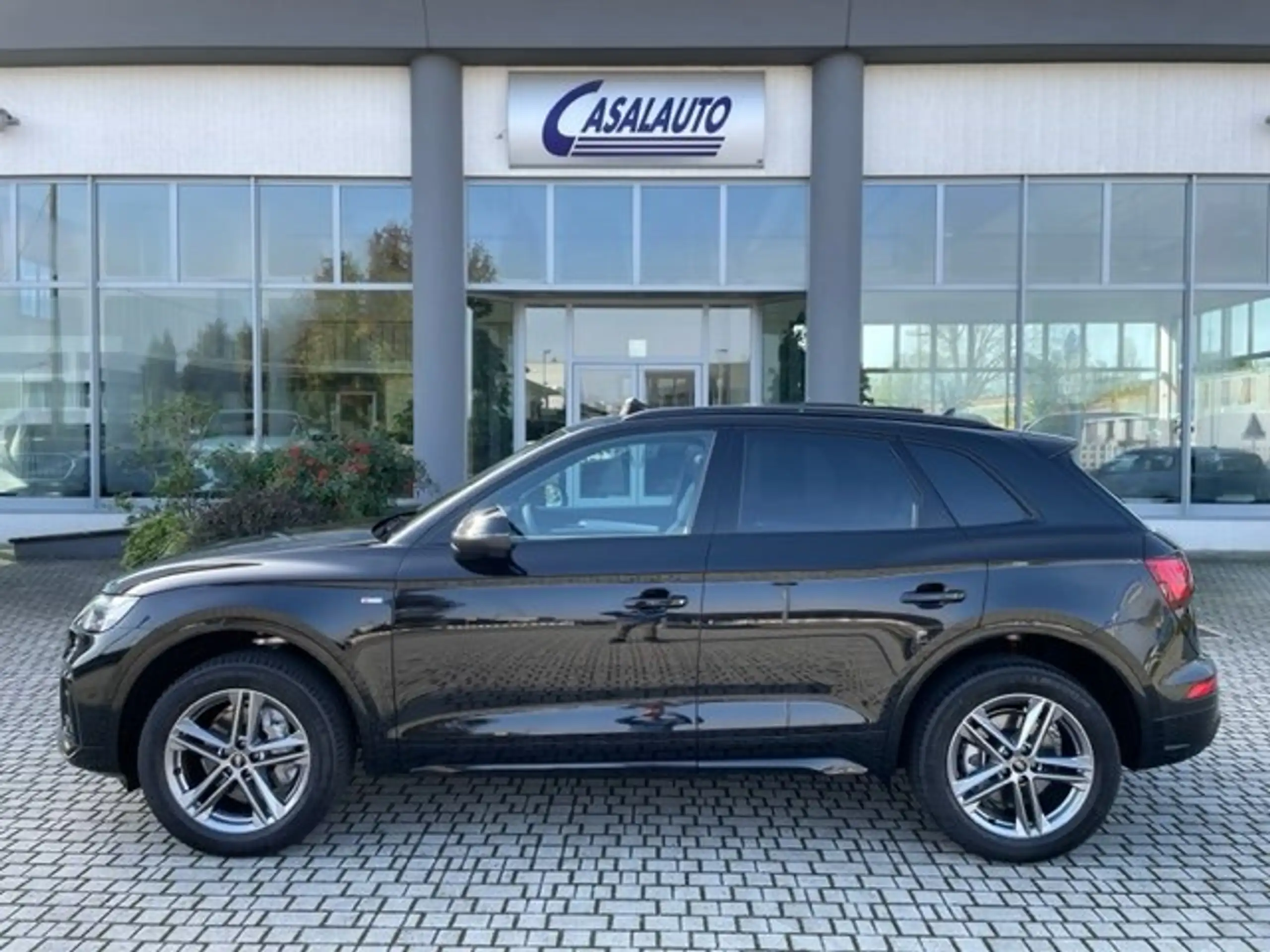 Audi - Q5