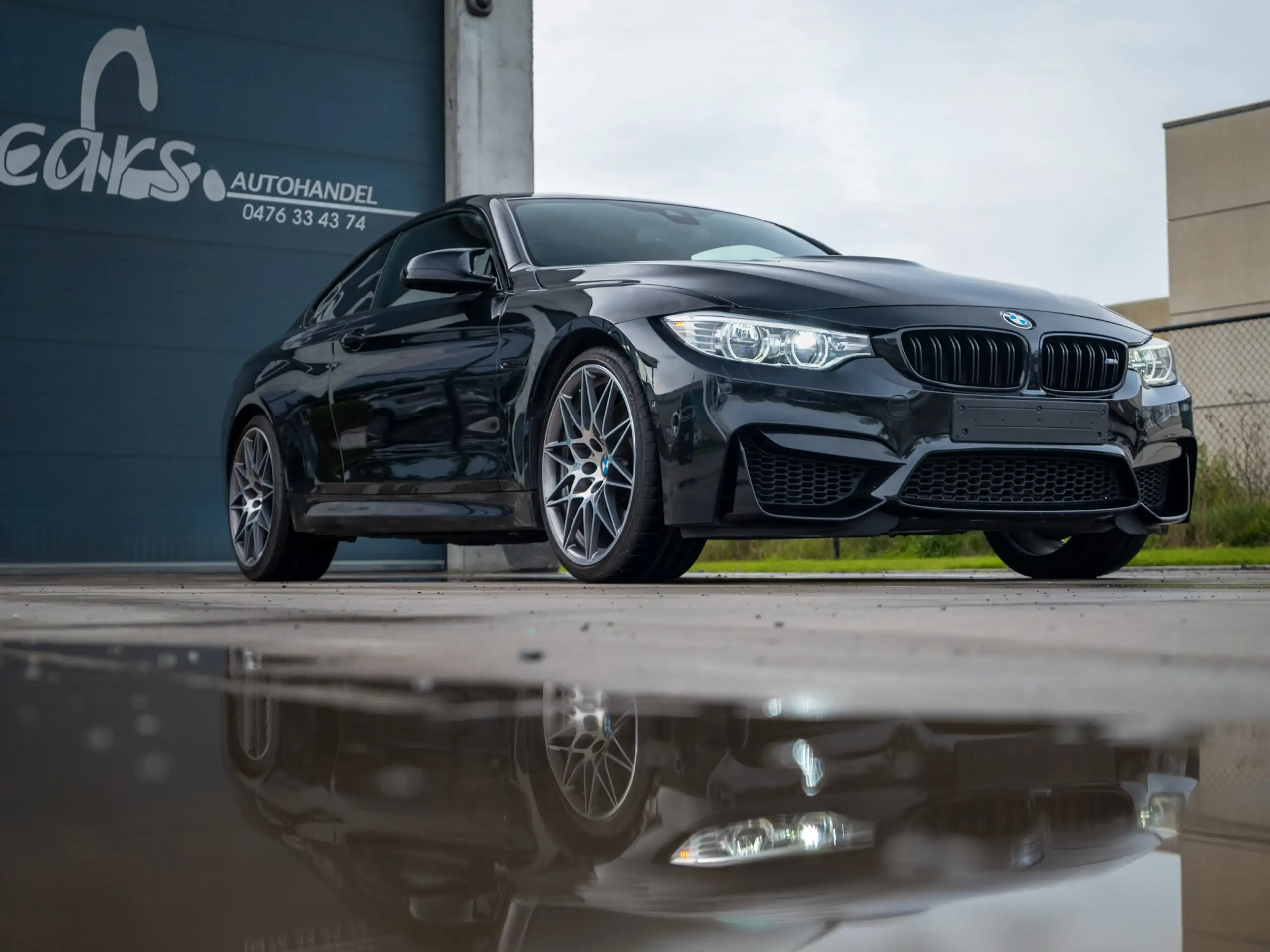 BMW - M4