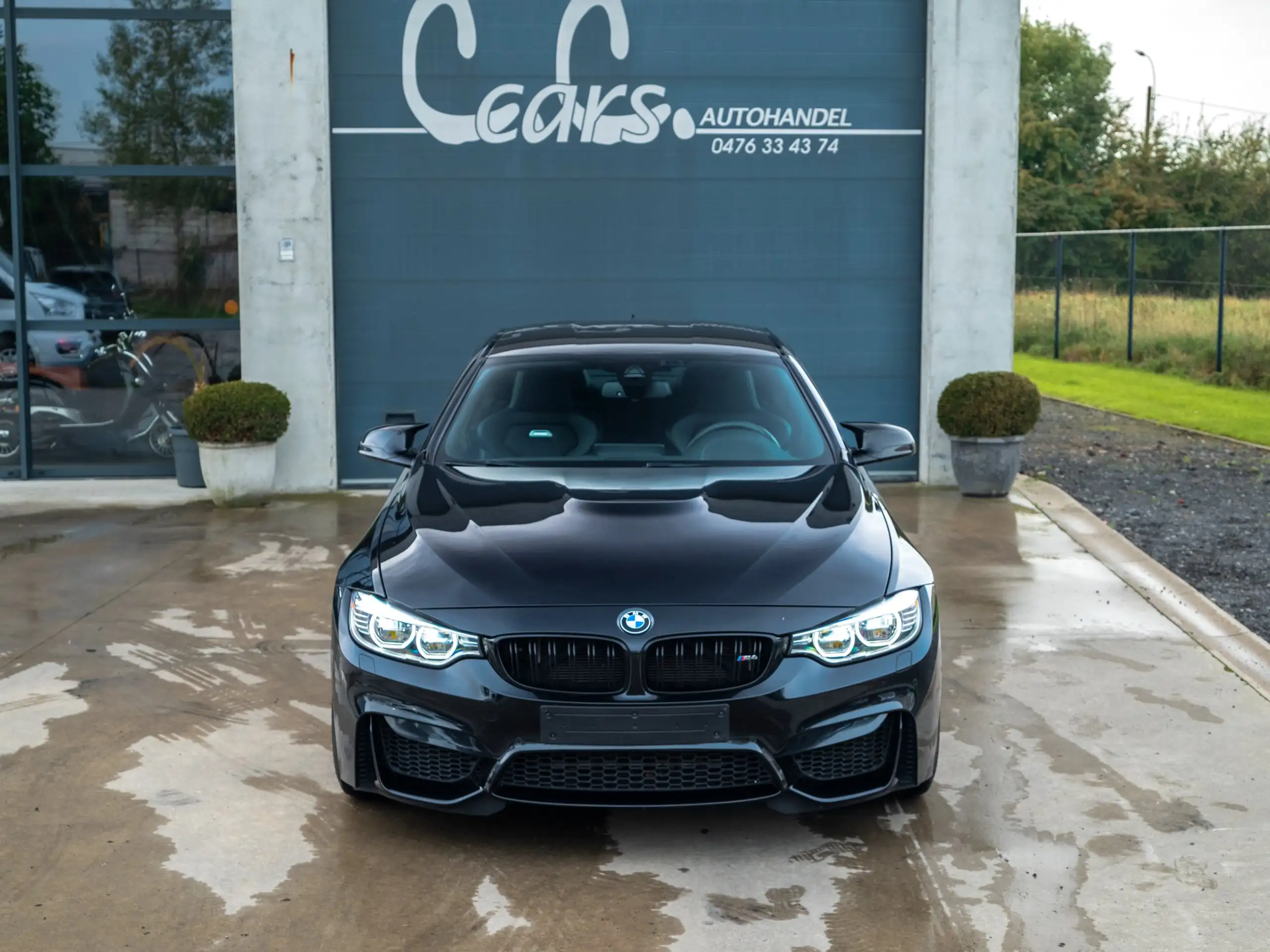 BMW - M4