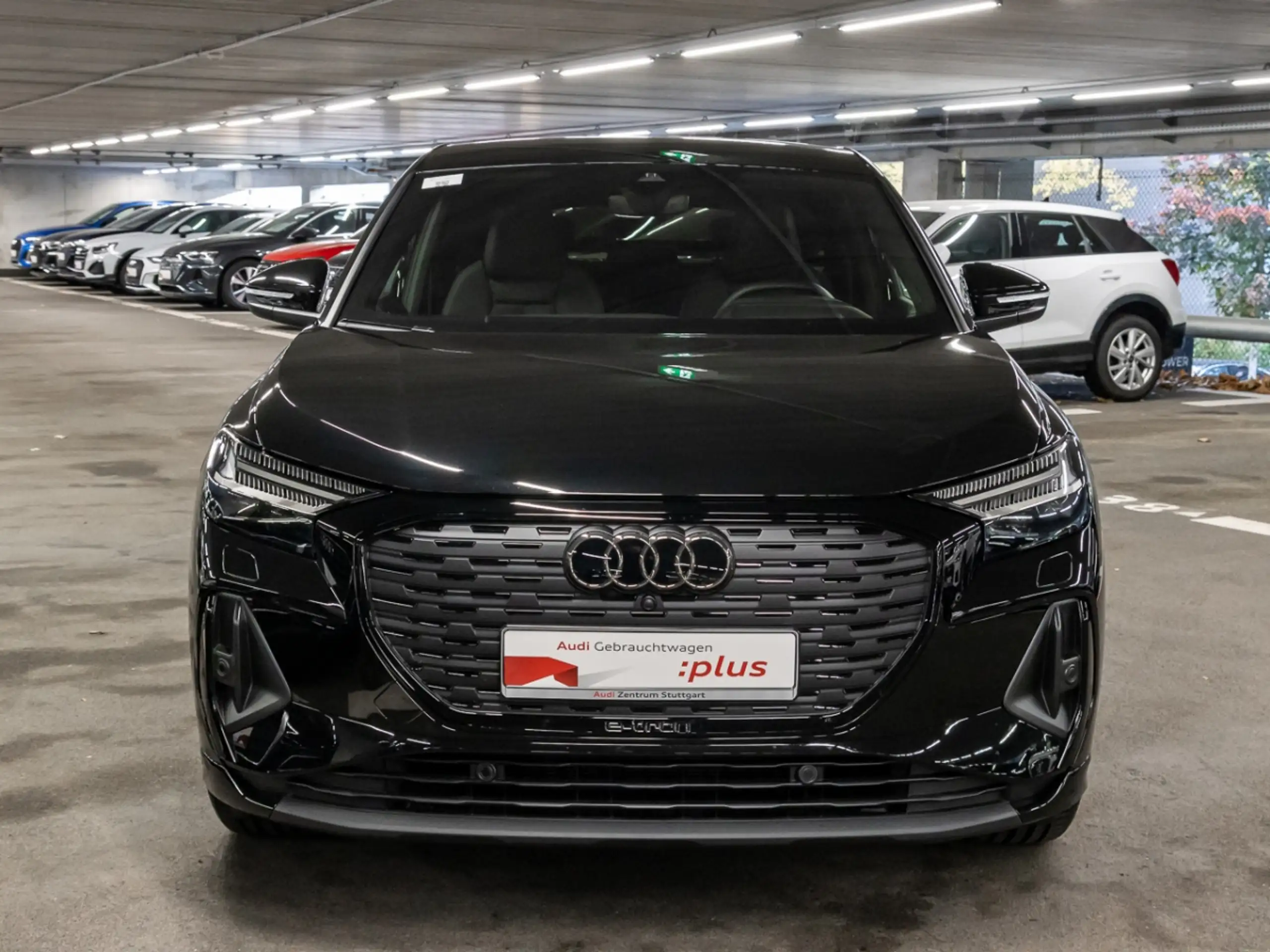 Audi - Q4 e-tron