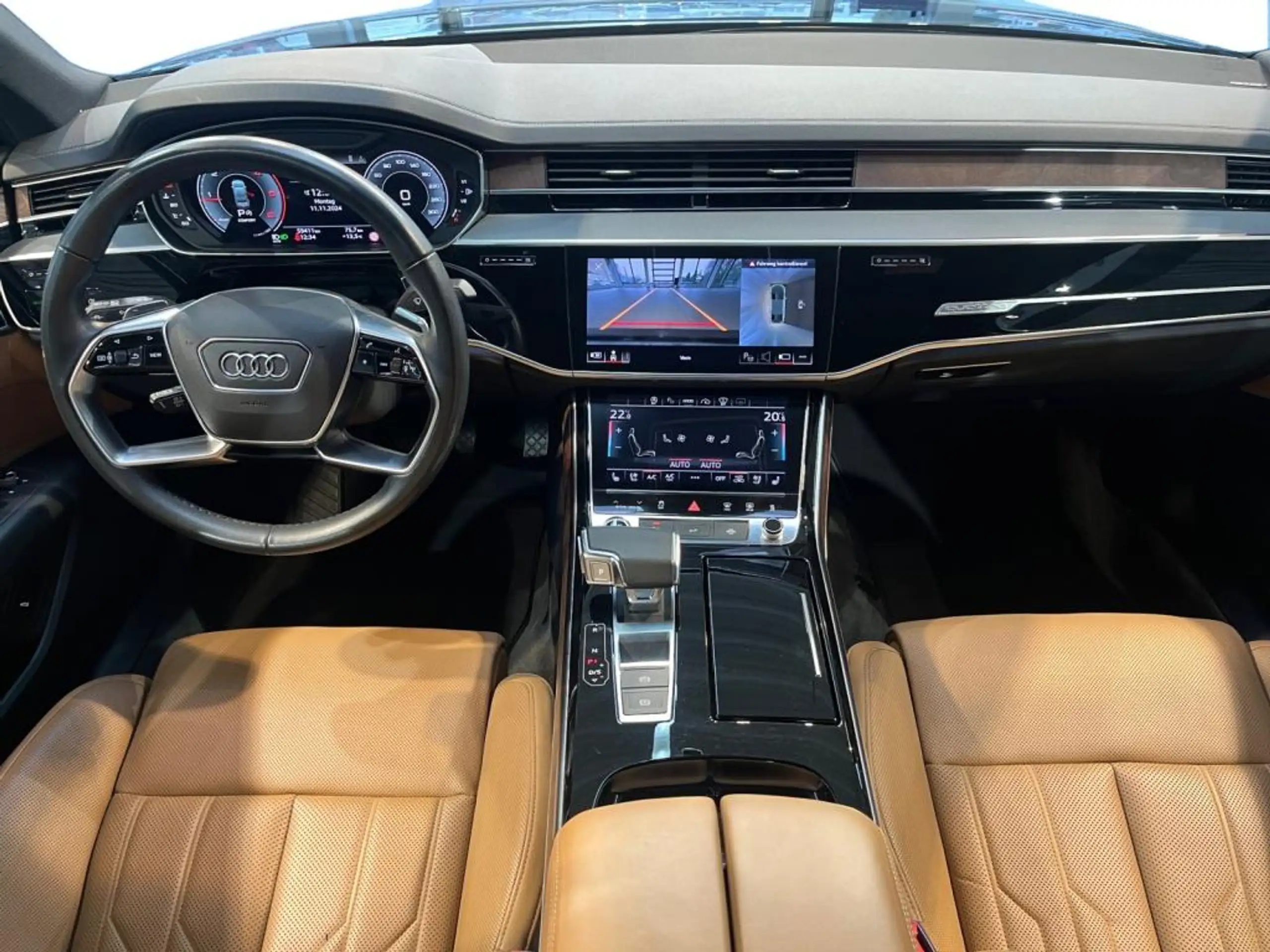 Audi - A8