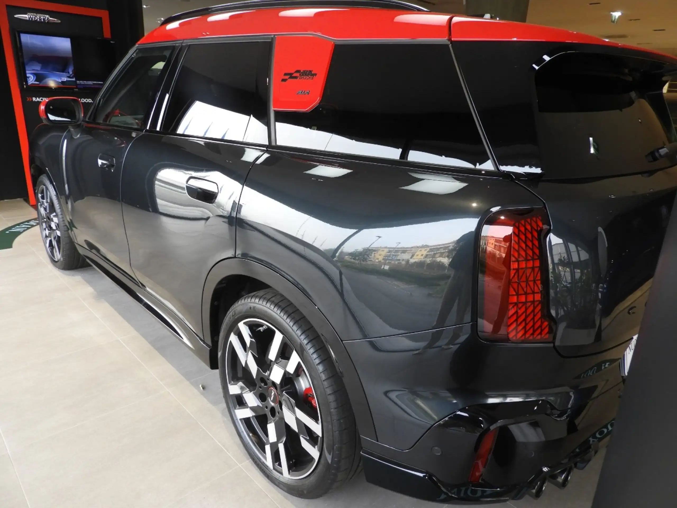 MINI - John Cooper Works Countryman