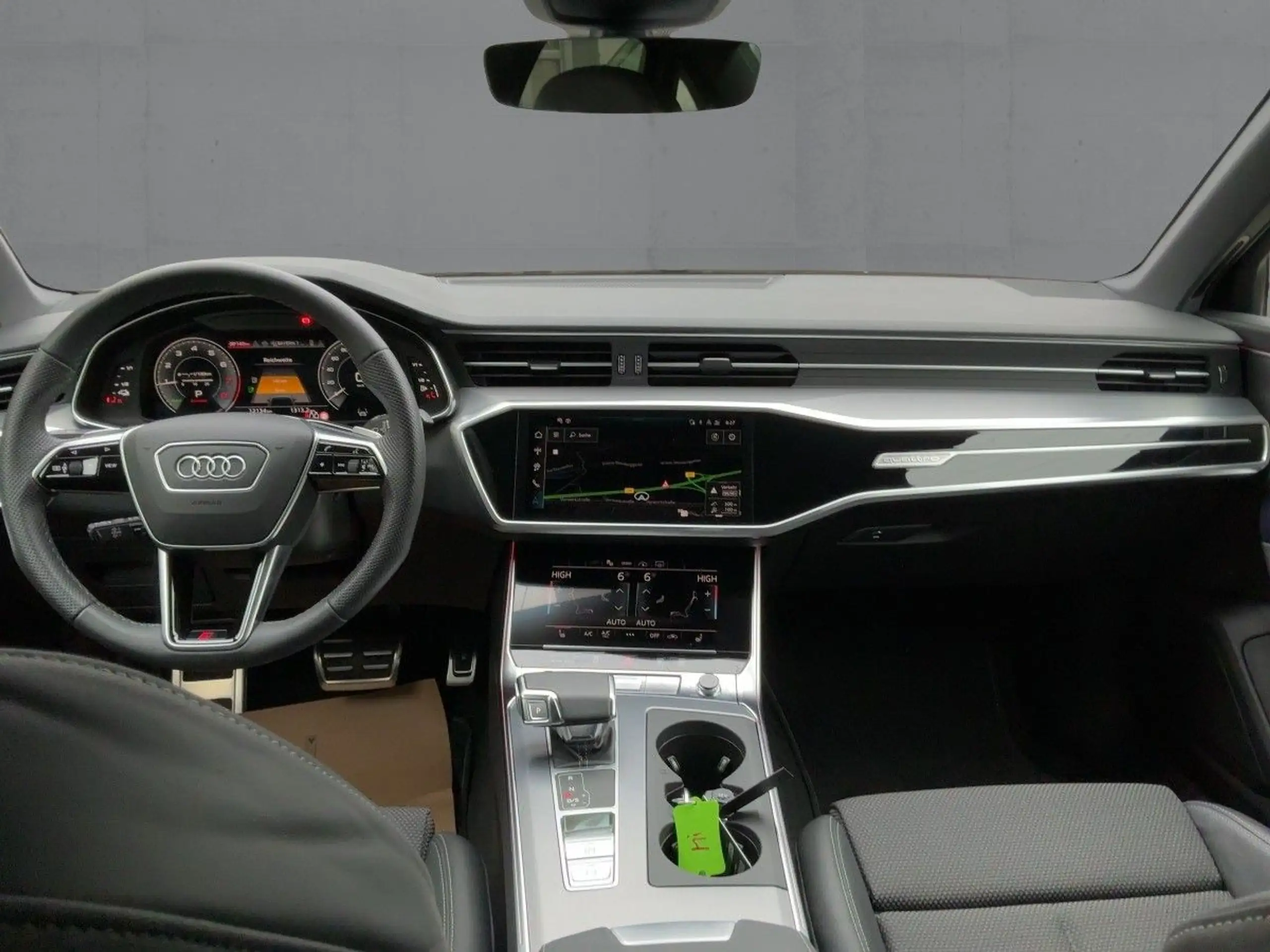 Audi - A6