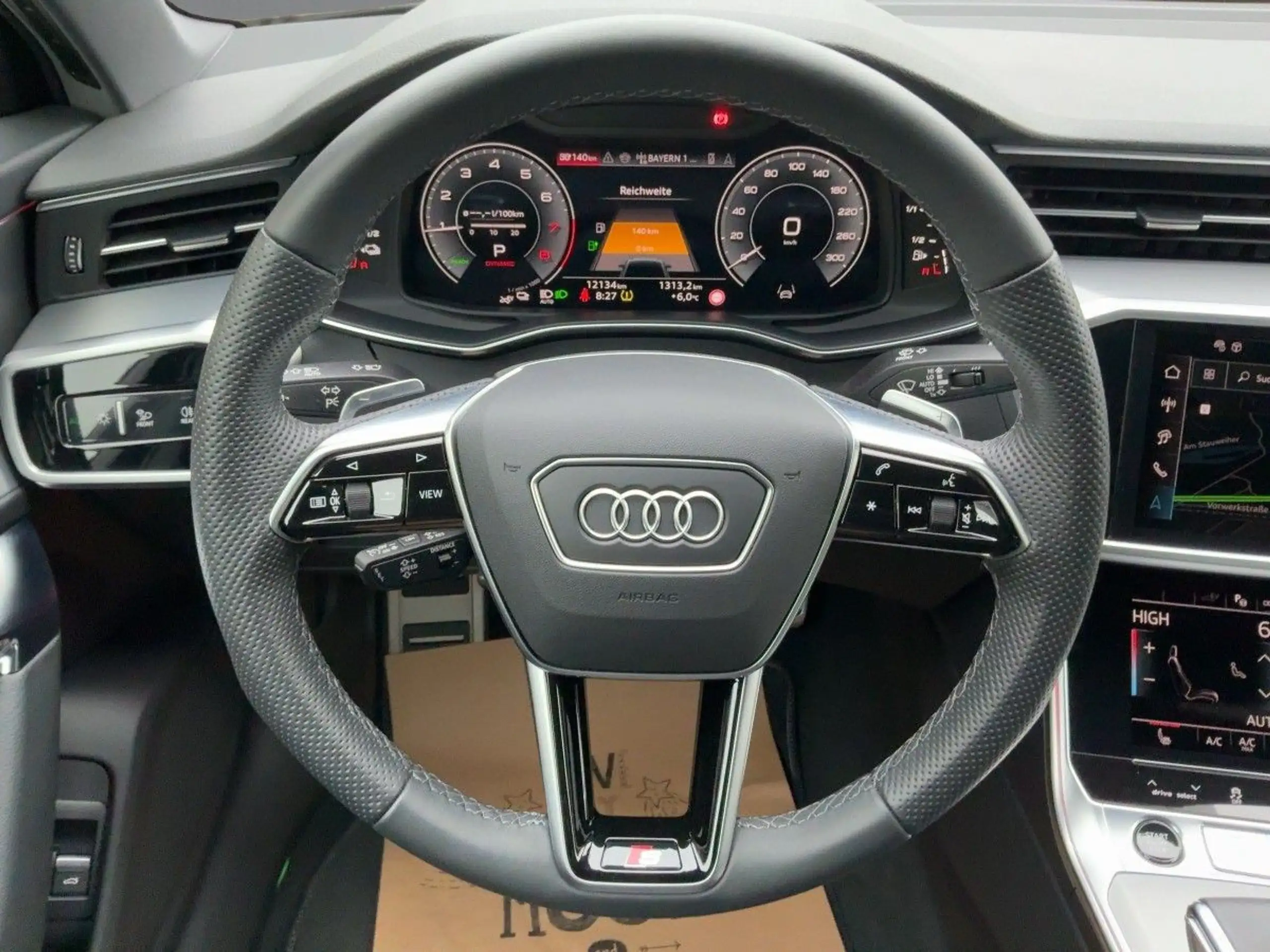 Audi - A6