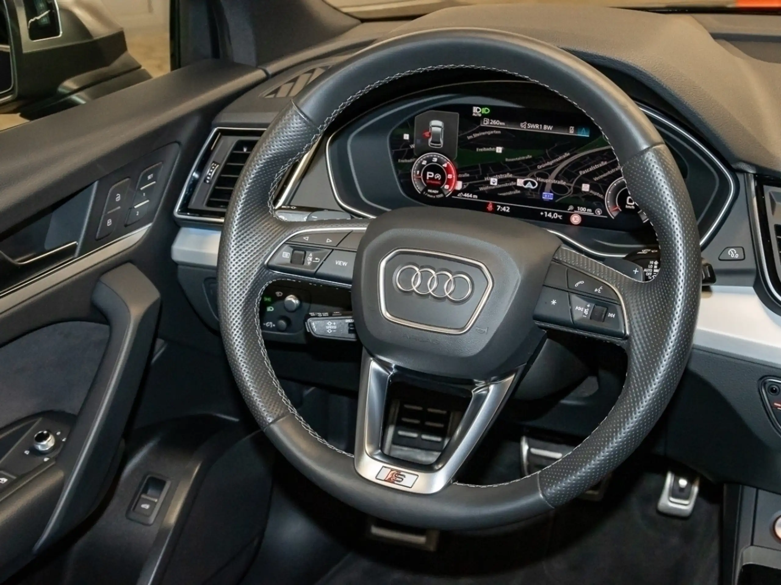 Audi - SQ5