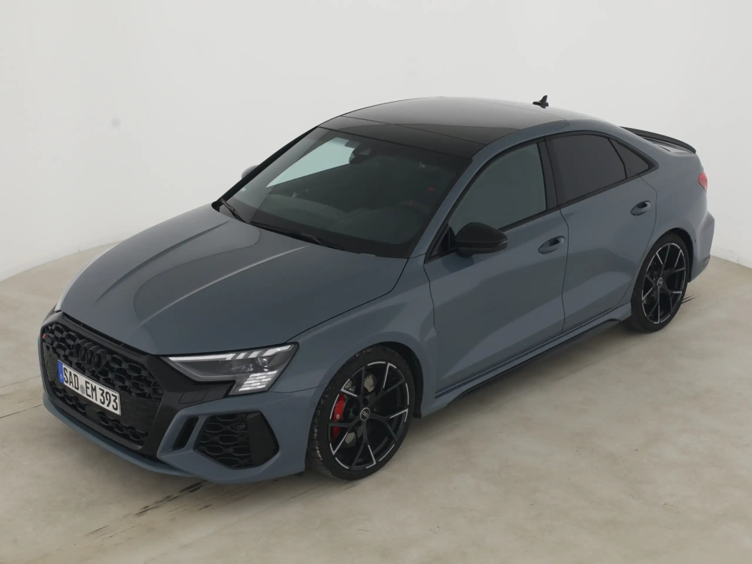 Audi - RS3